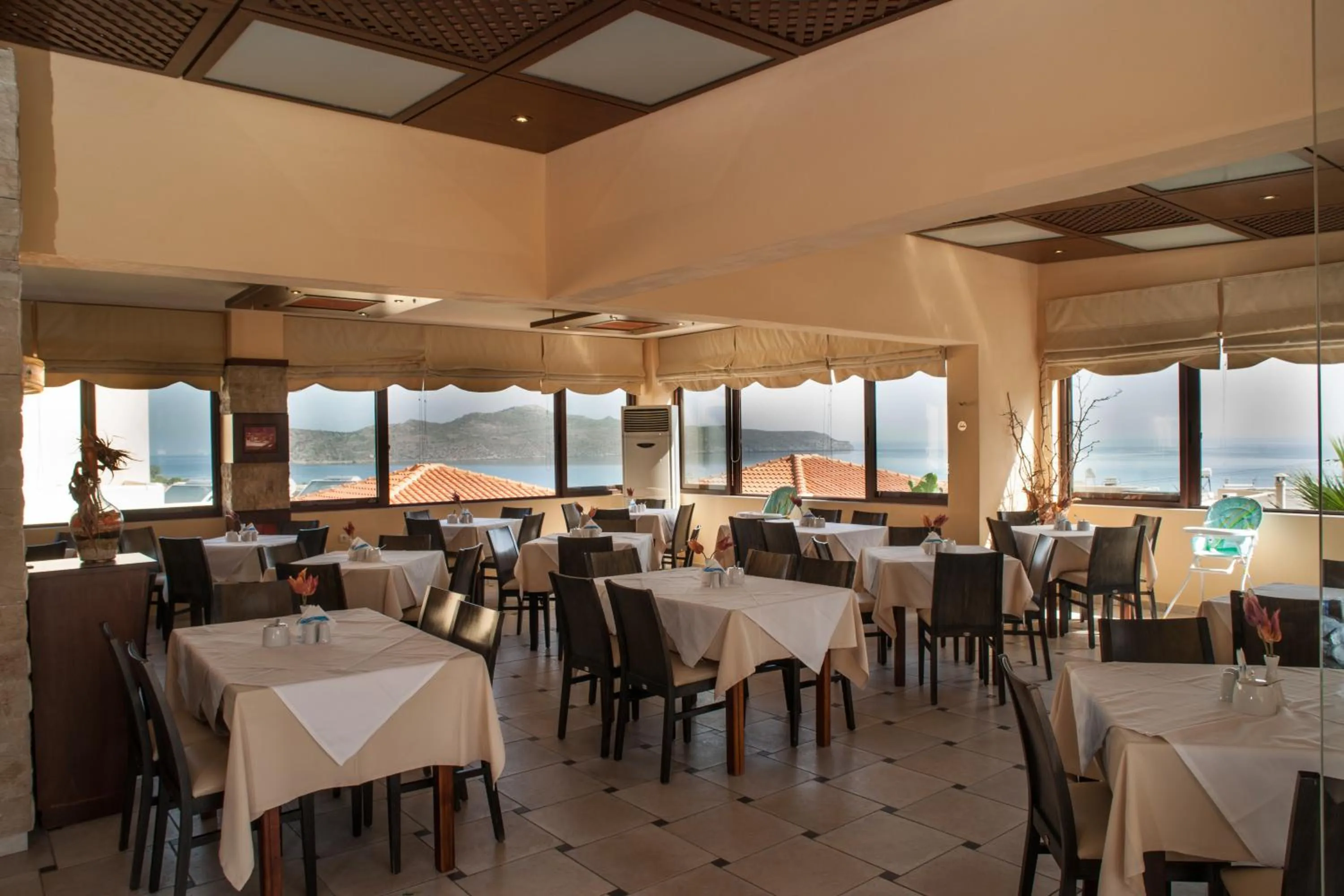 Restaurant/places to eat in Eurohotel Theo Hotel