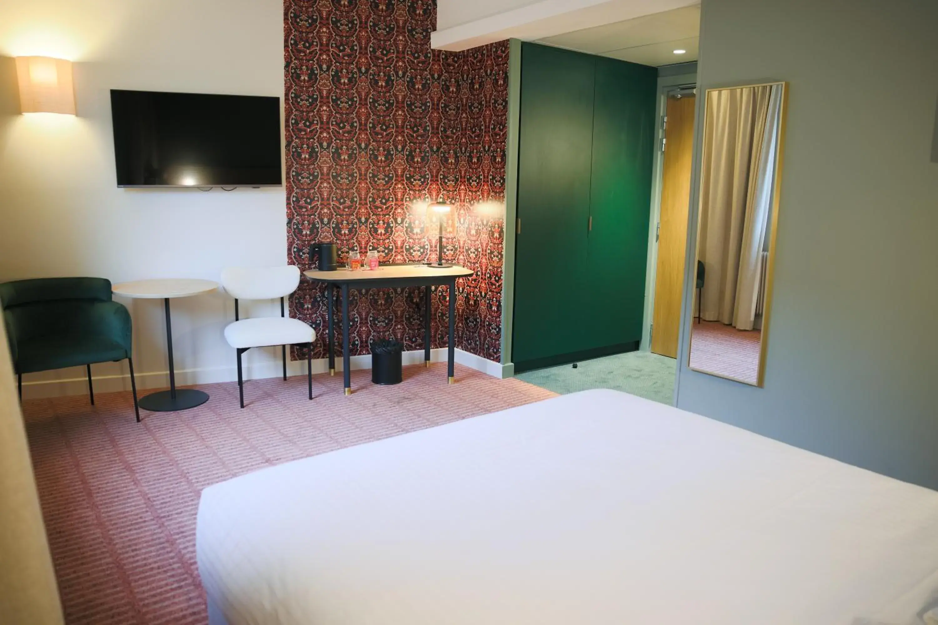 Classic Double Room in Logis Hotel L'Ours de Mutzig Classic Double Room in Logis Hotel L'Ours de Mutzig