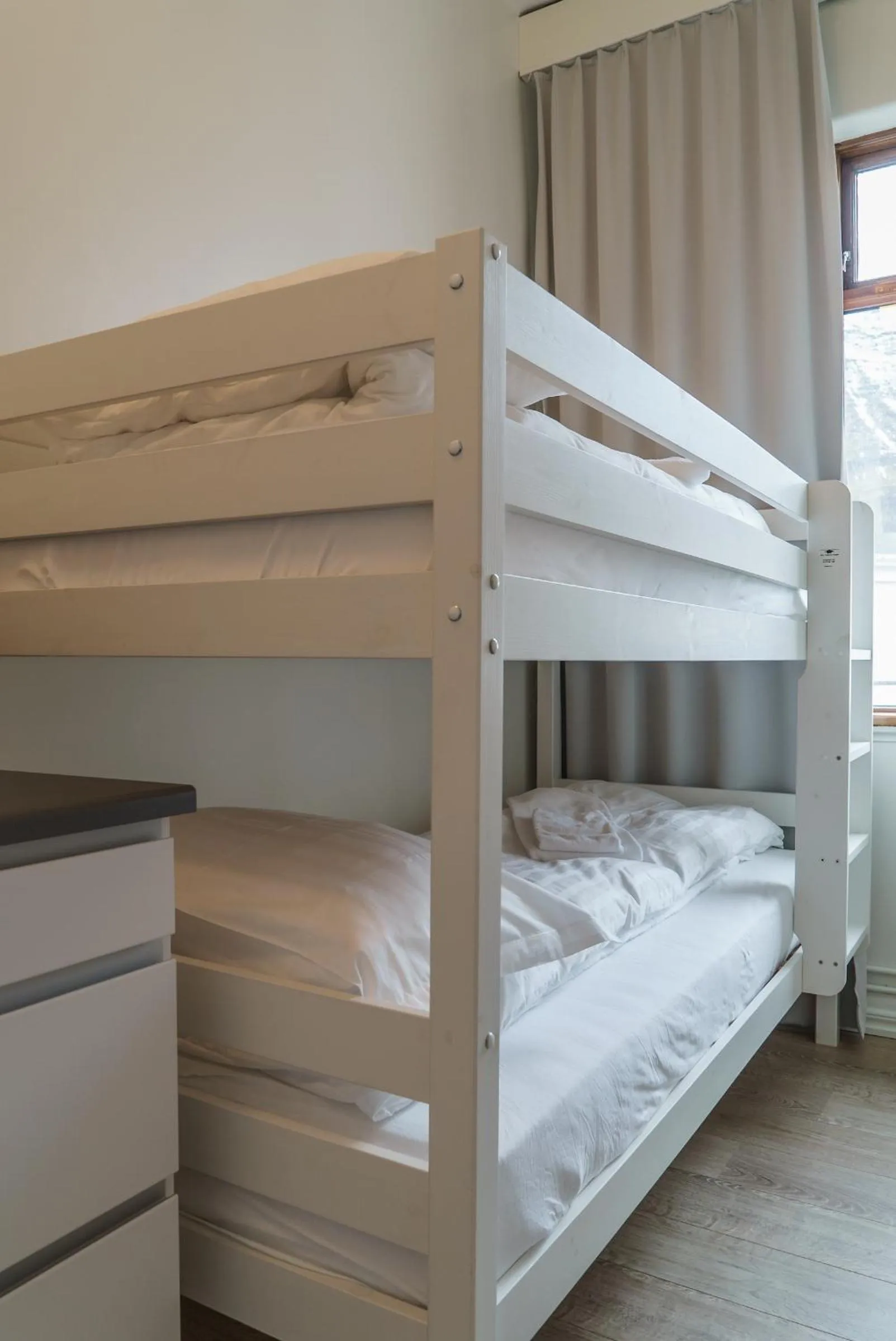 Property building, Bed in Hotel Isafjordur - Horn