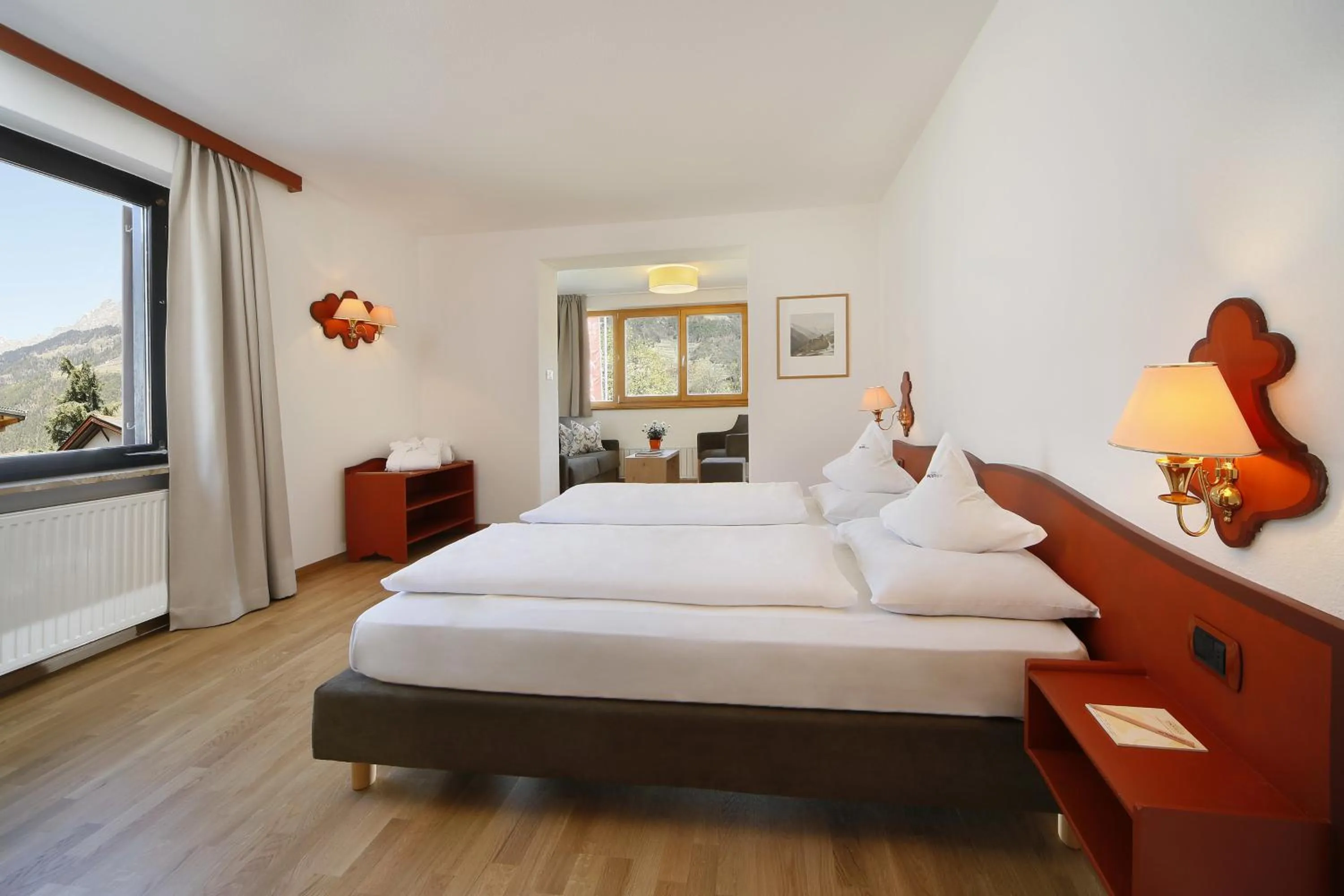 Bedroom, Bed in Parkhotel Tirolerhof