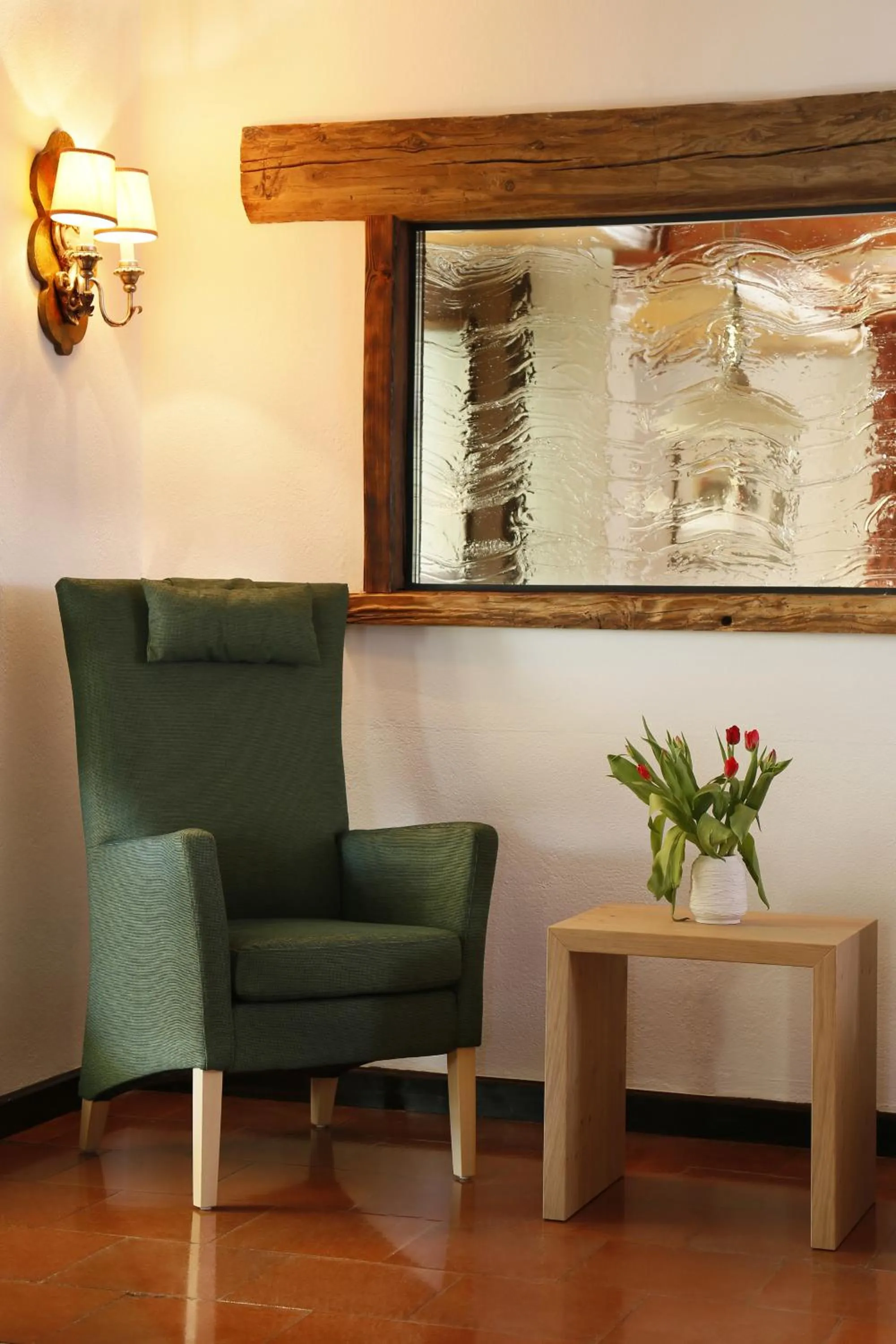 Lounge or bar in Parkhotel Tirolerhof