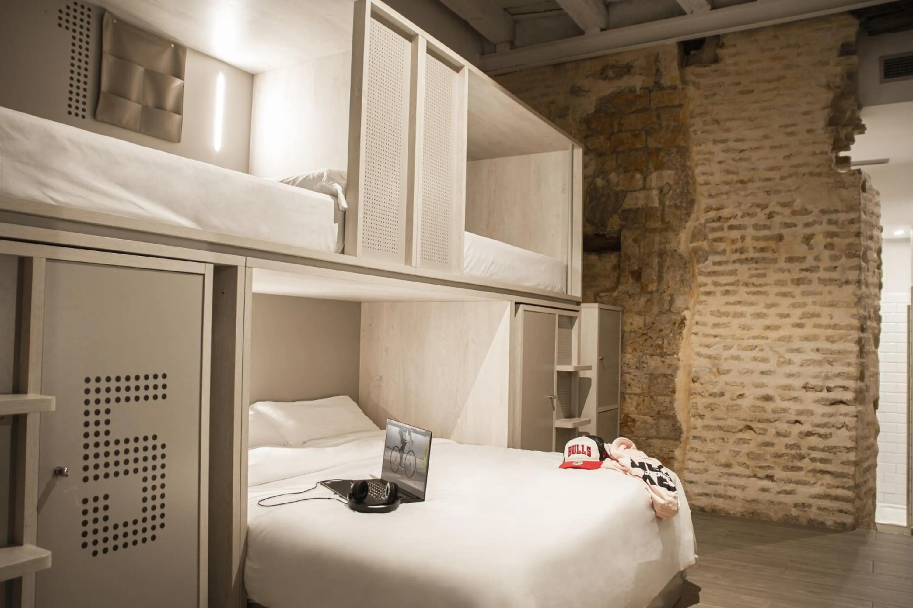 Bed in room00 Salvador Hostel