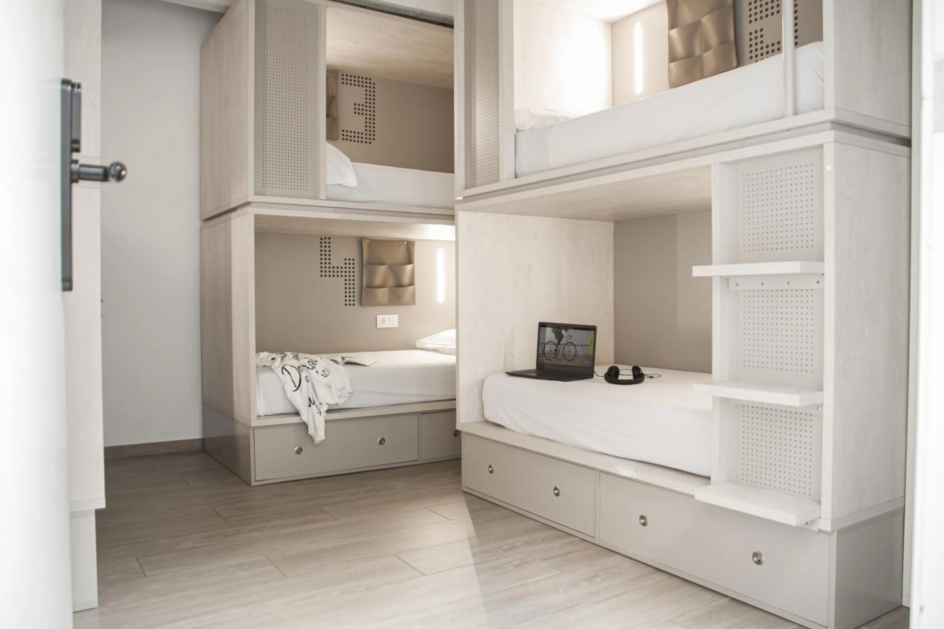 Bed in room00 Salvador Hostel