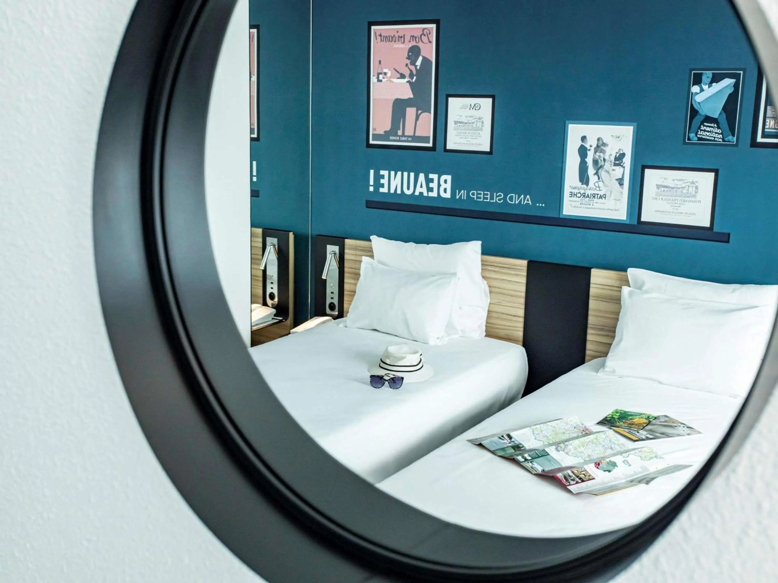 Bedroom in Novotel Beaune