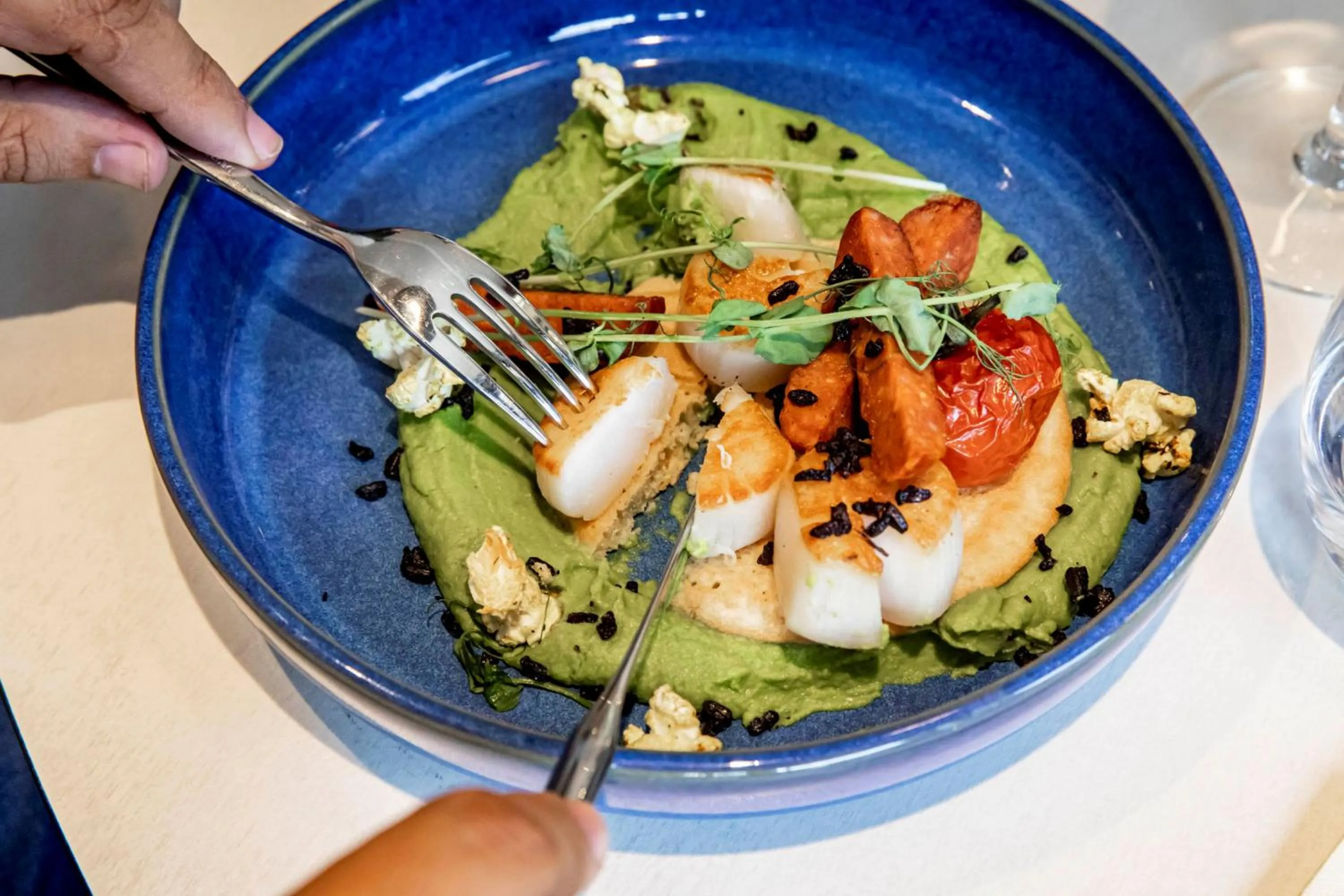 Restaurant/places to eat in Novotel Beaune