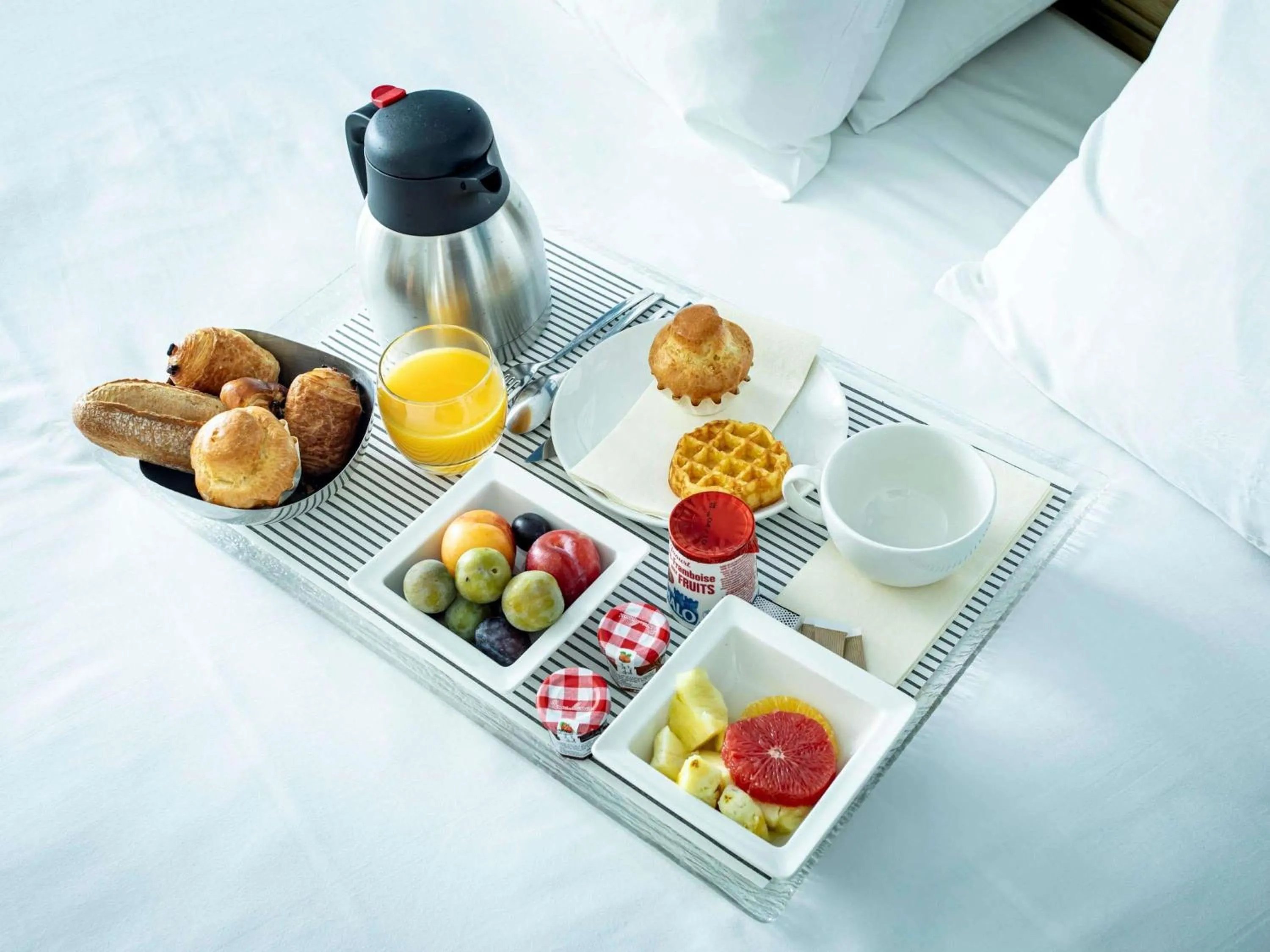 Breakfast in Novotel Beaune