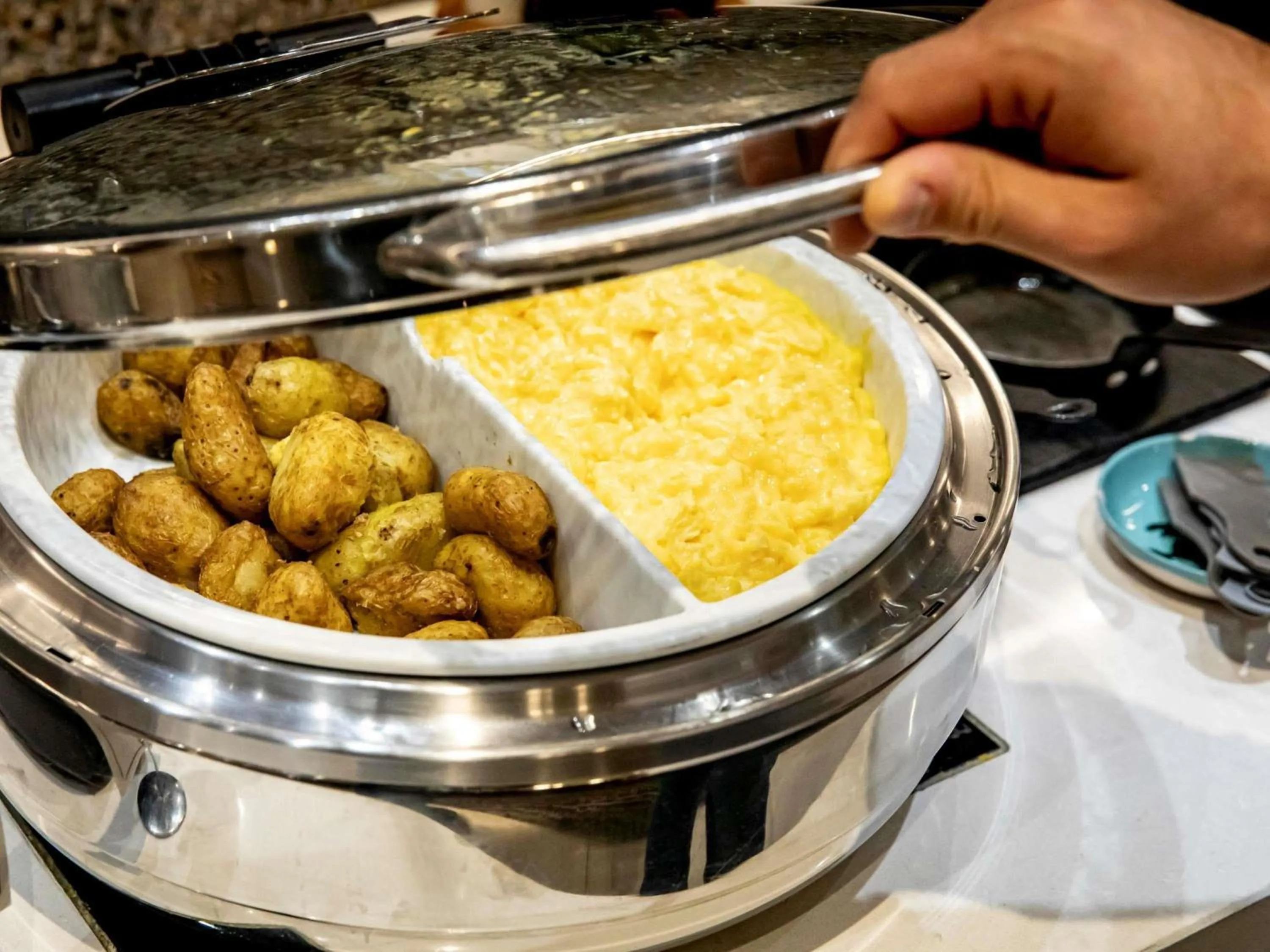 Breakfast in Novotel Beaune