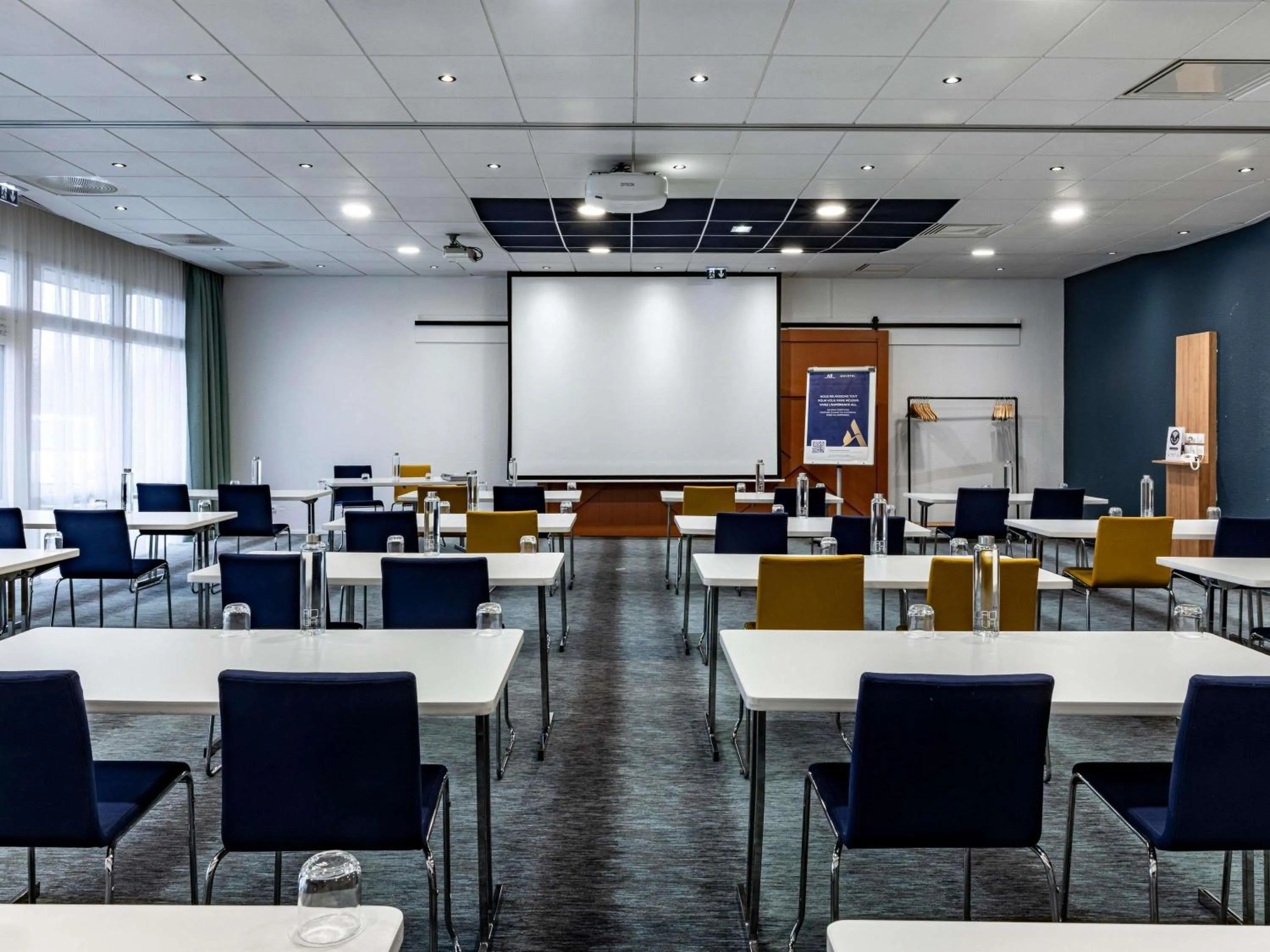 Meeting/conference room in Novotel Beaune