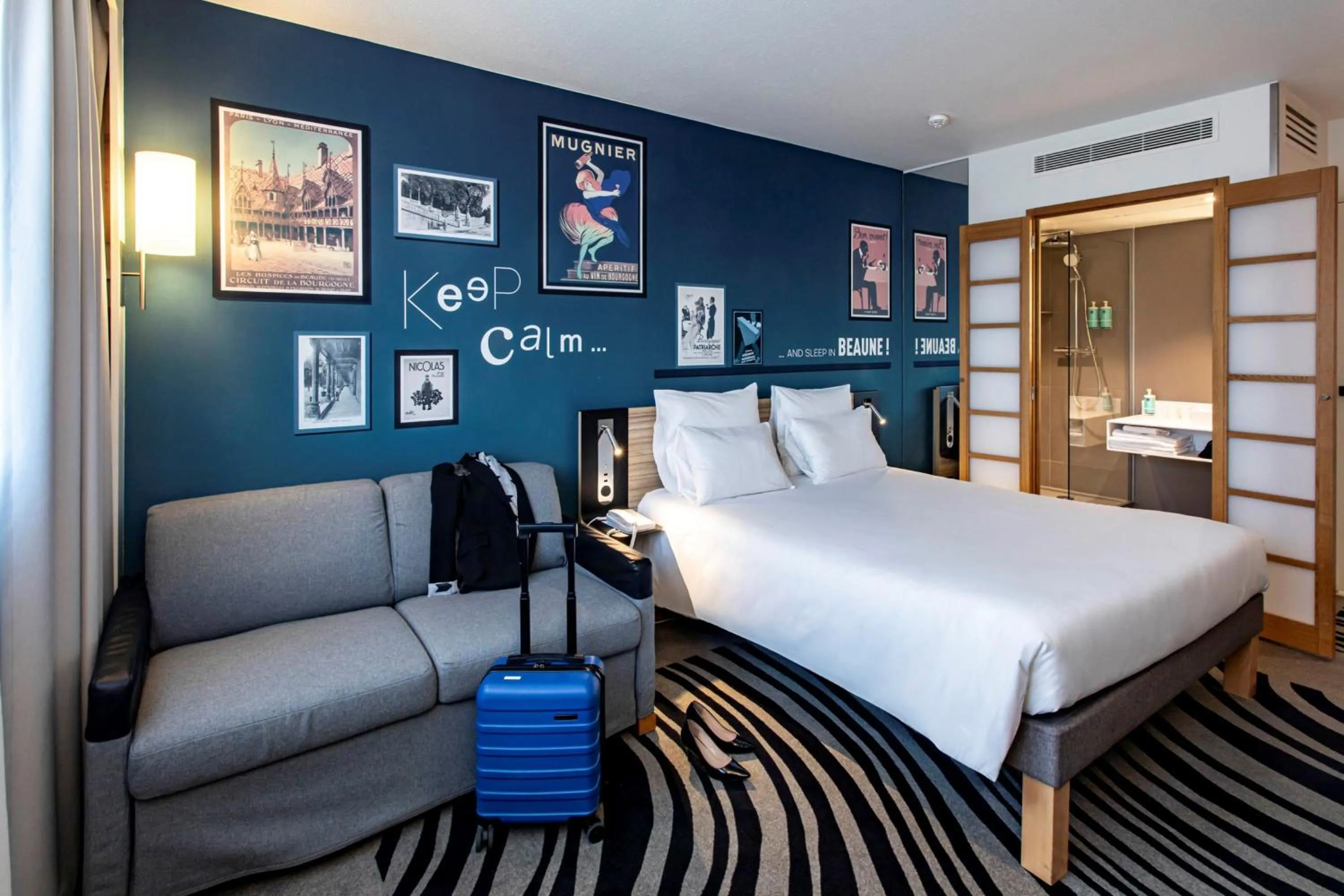 Bed in Novotel Beaune