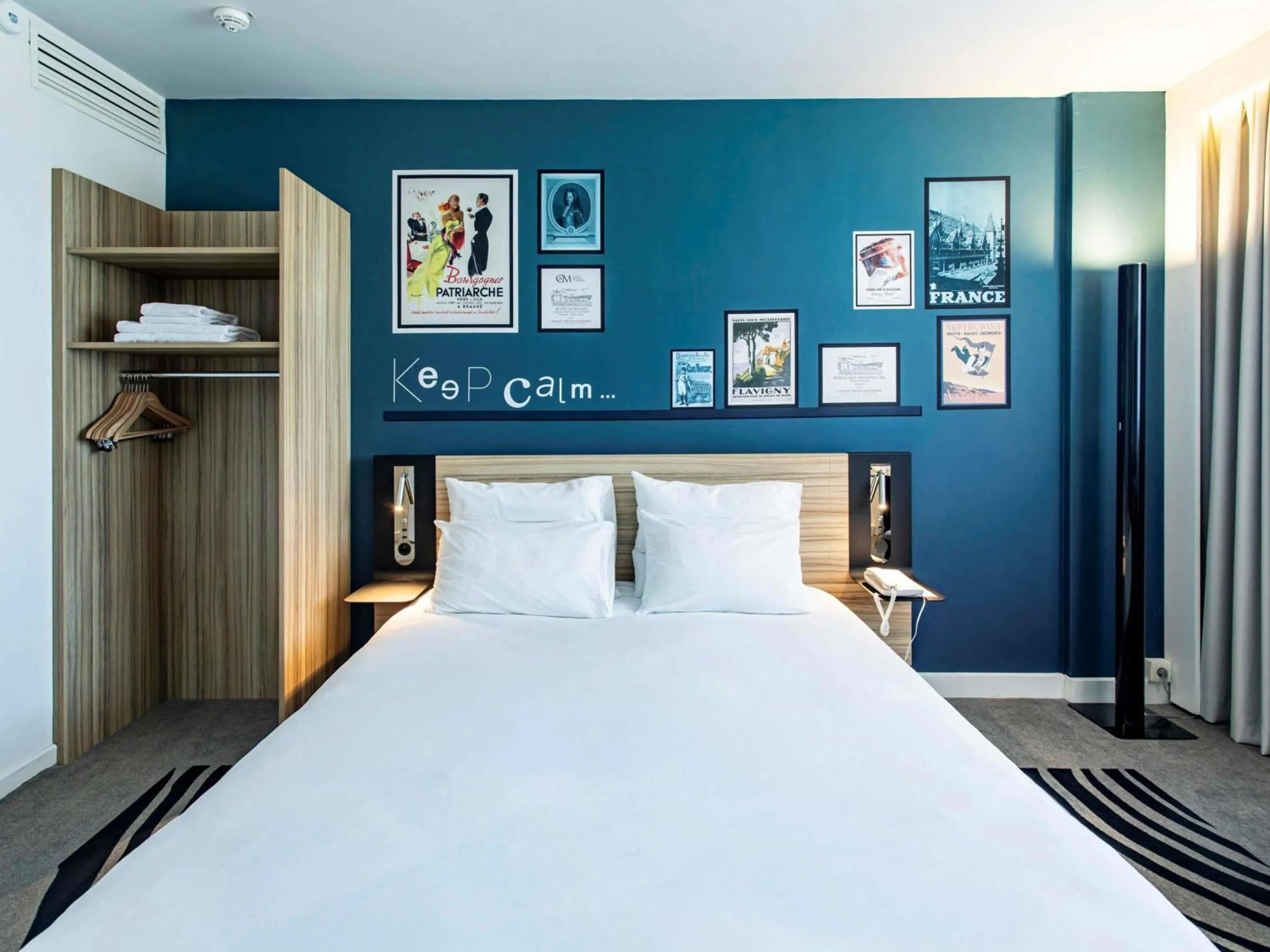 Bedroom, Bed in Novotel Beaune