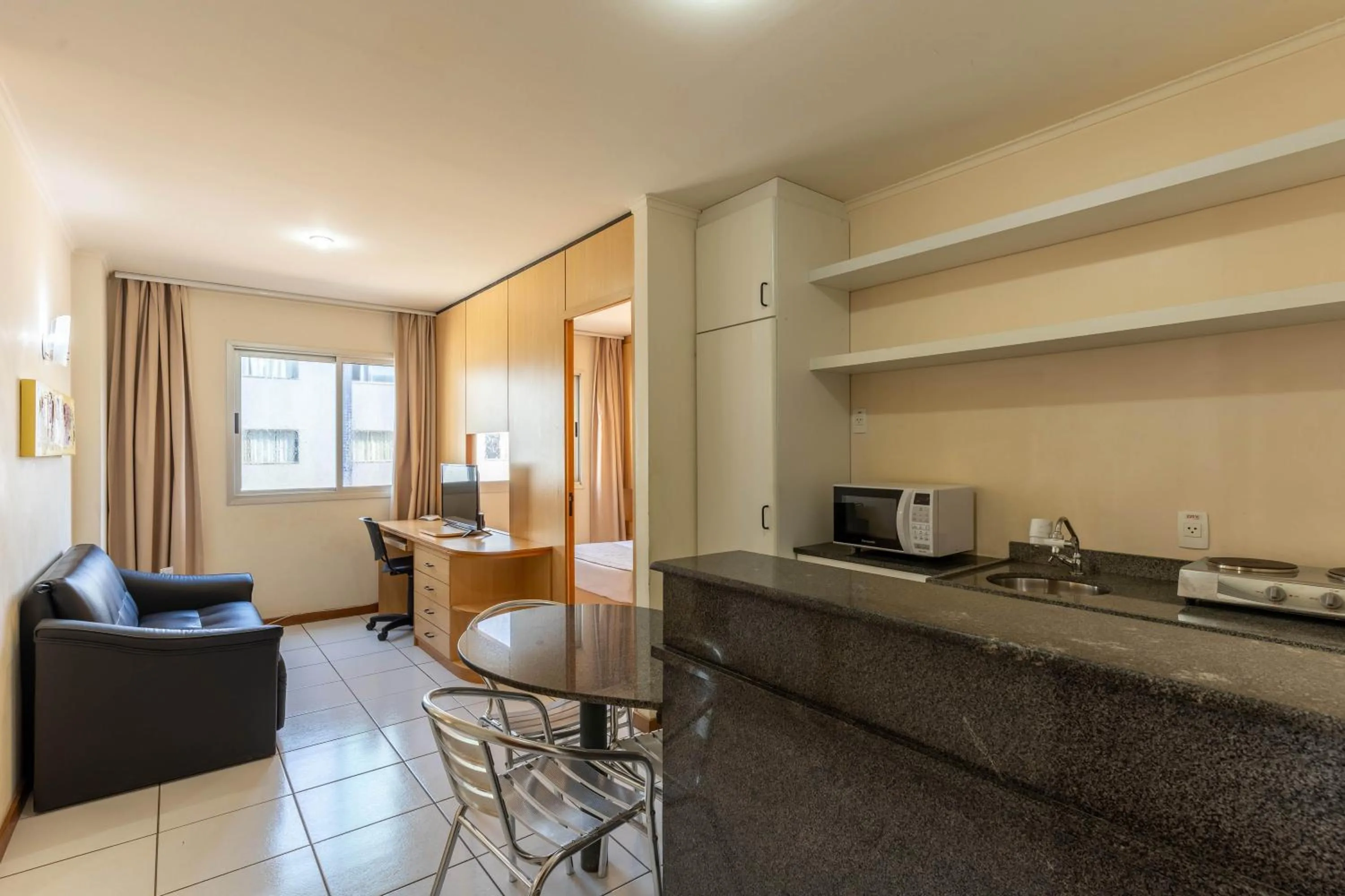 Multiparque Hplus Long Stay