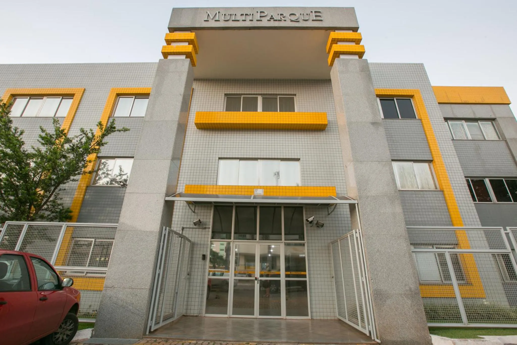 Property building in Multiparque Hplus Long Stay