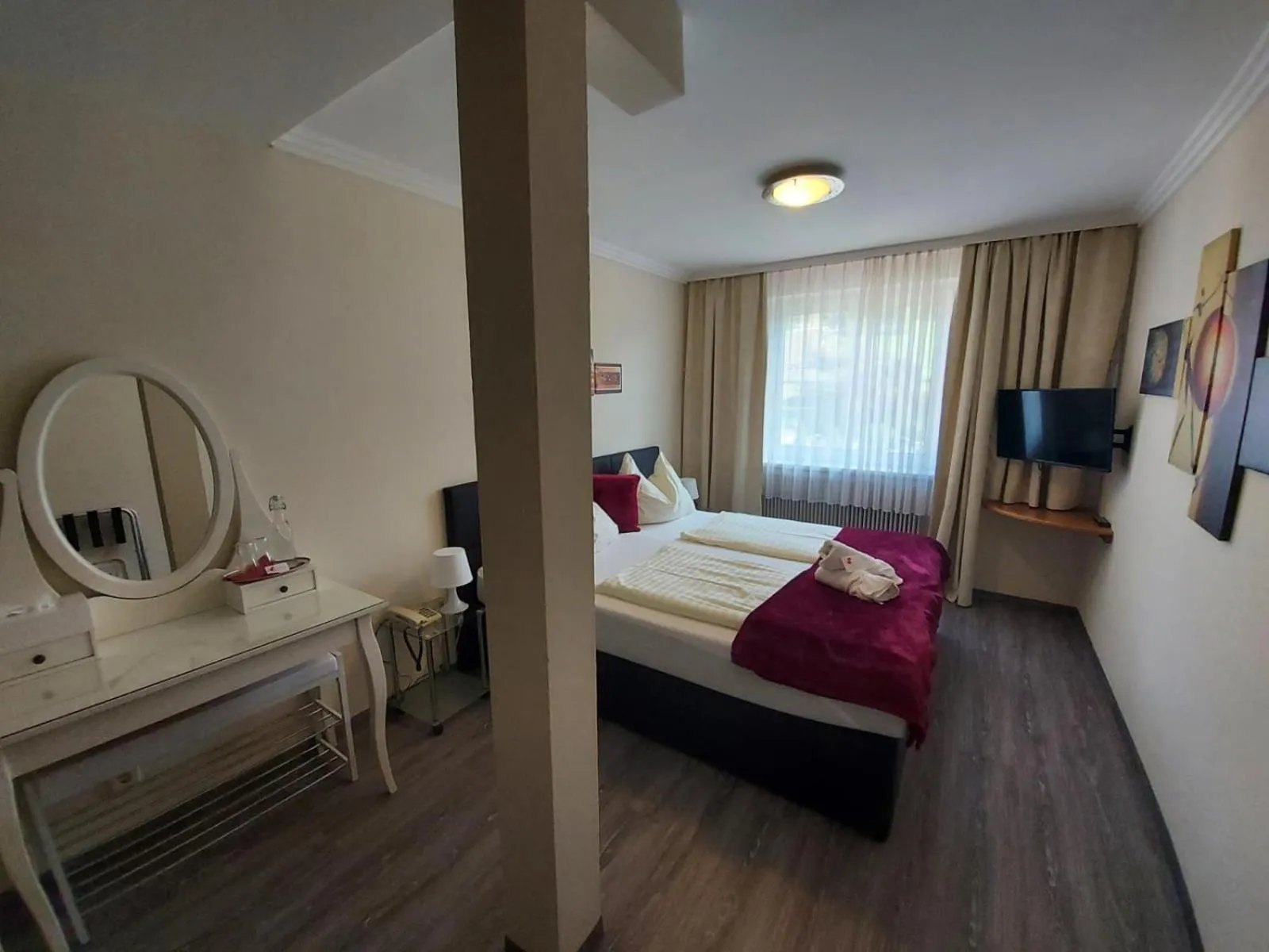 Photo of the whole room, Bed in Hotel Kirchenwirt