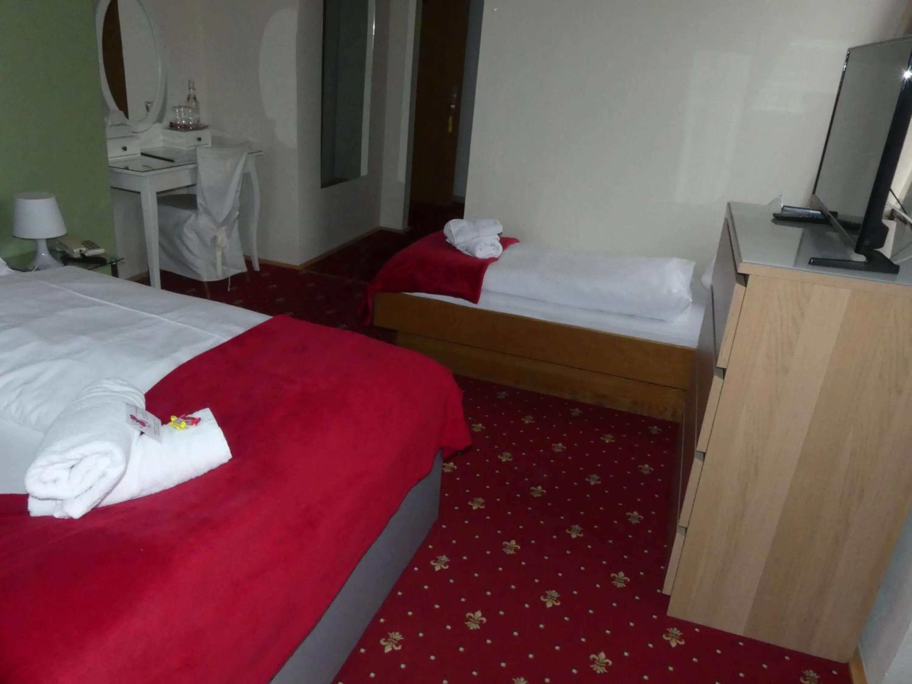 Staff, Bed in Hotel Kirchenwirt