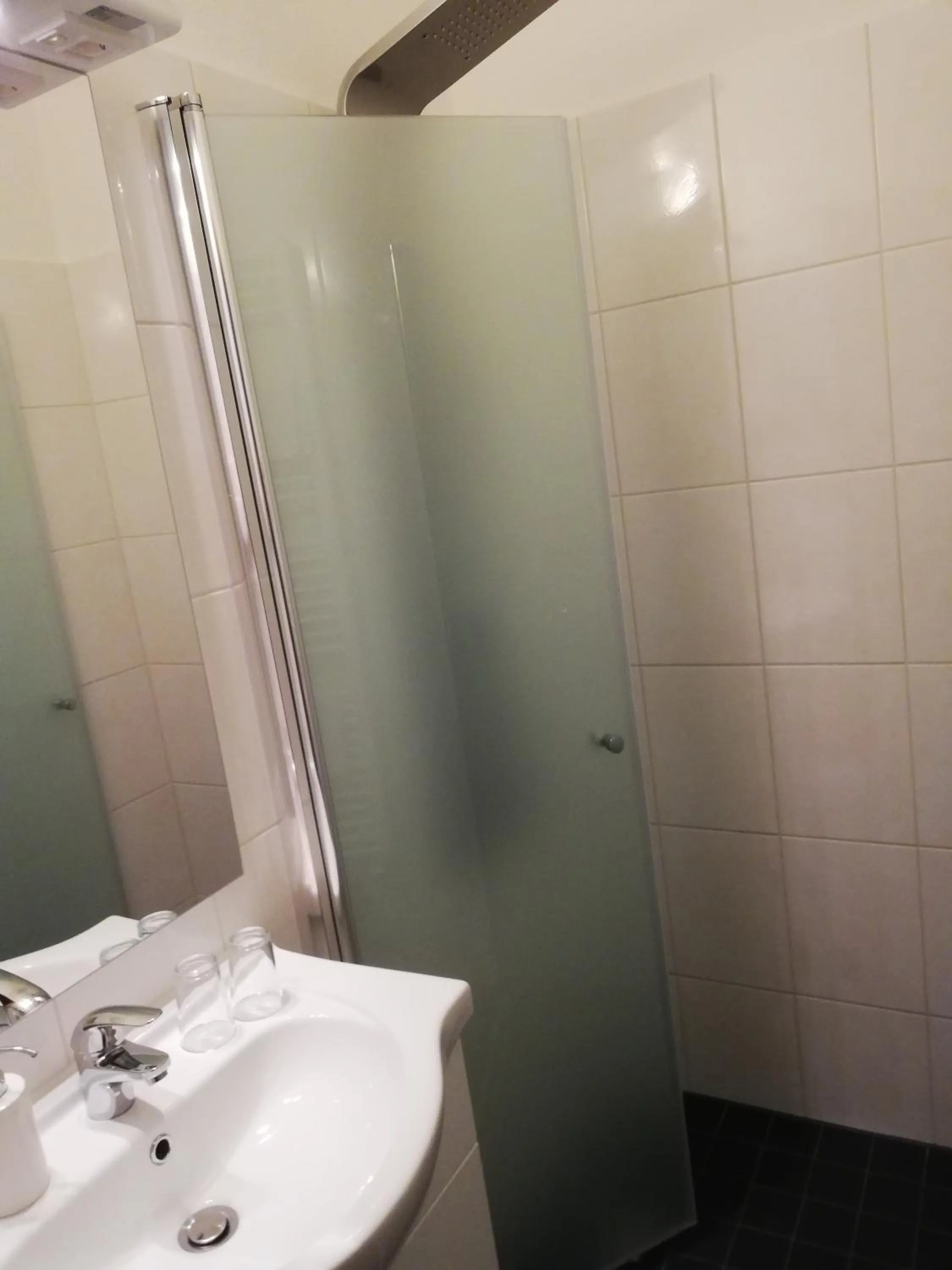 Bathroom in Hotel Kirchenwirt