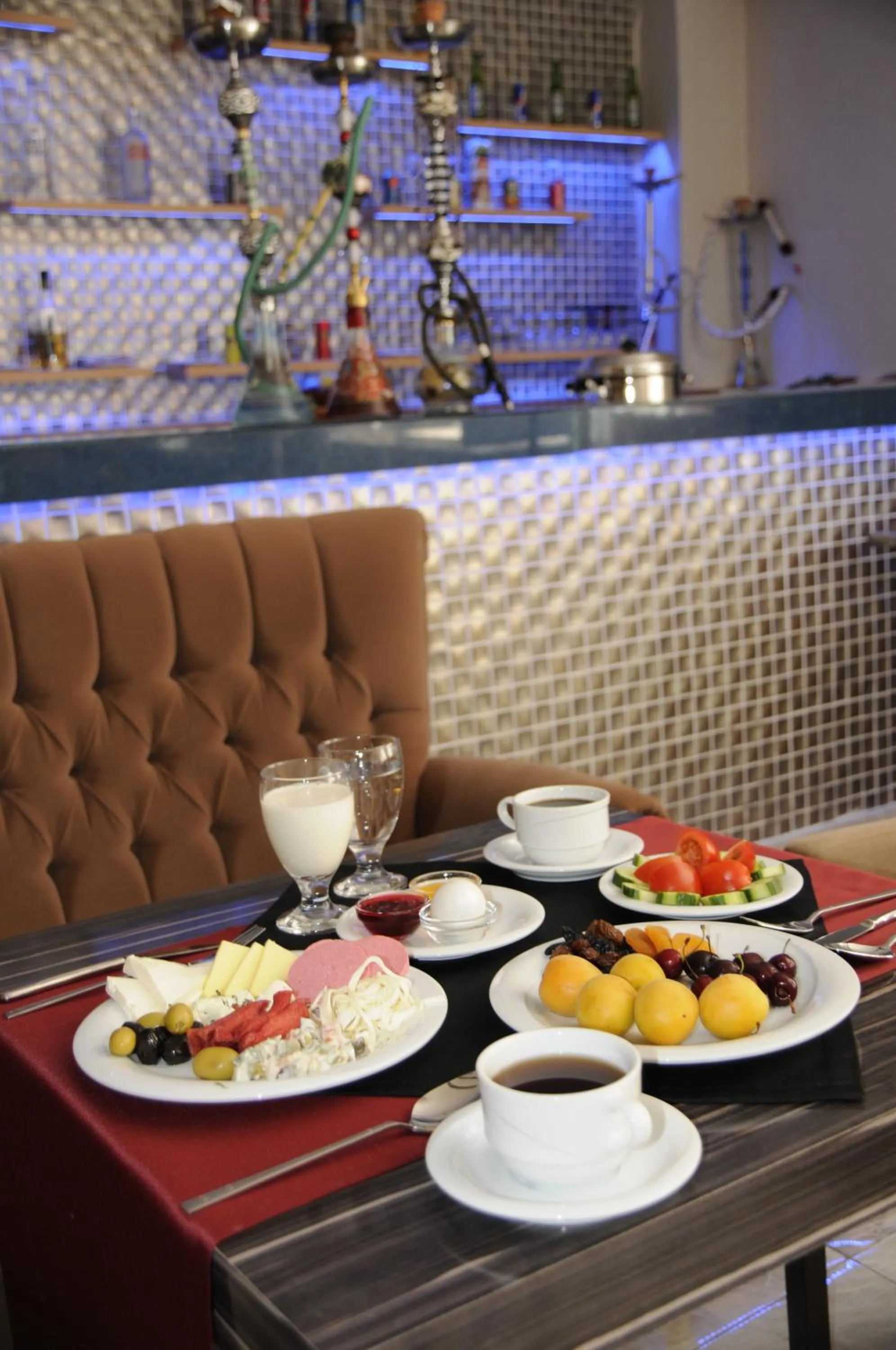 Restaurant/places to eat in Tamara Residence Hotel İstanbul