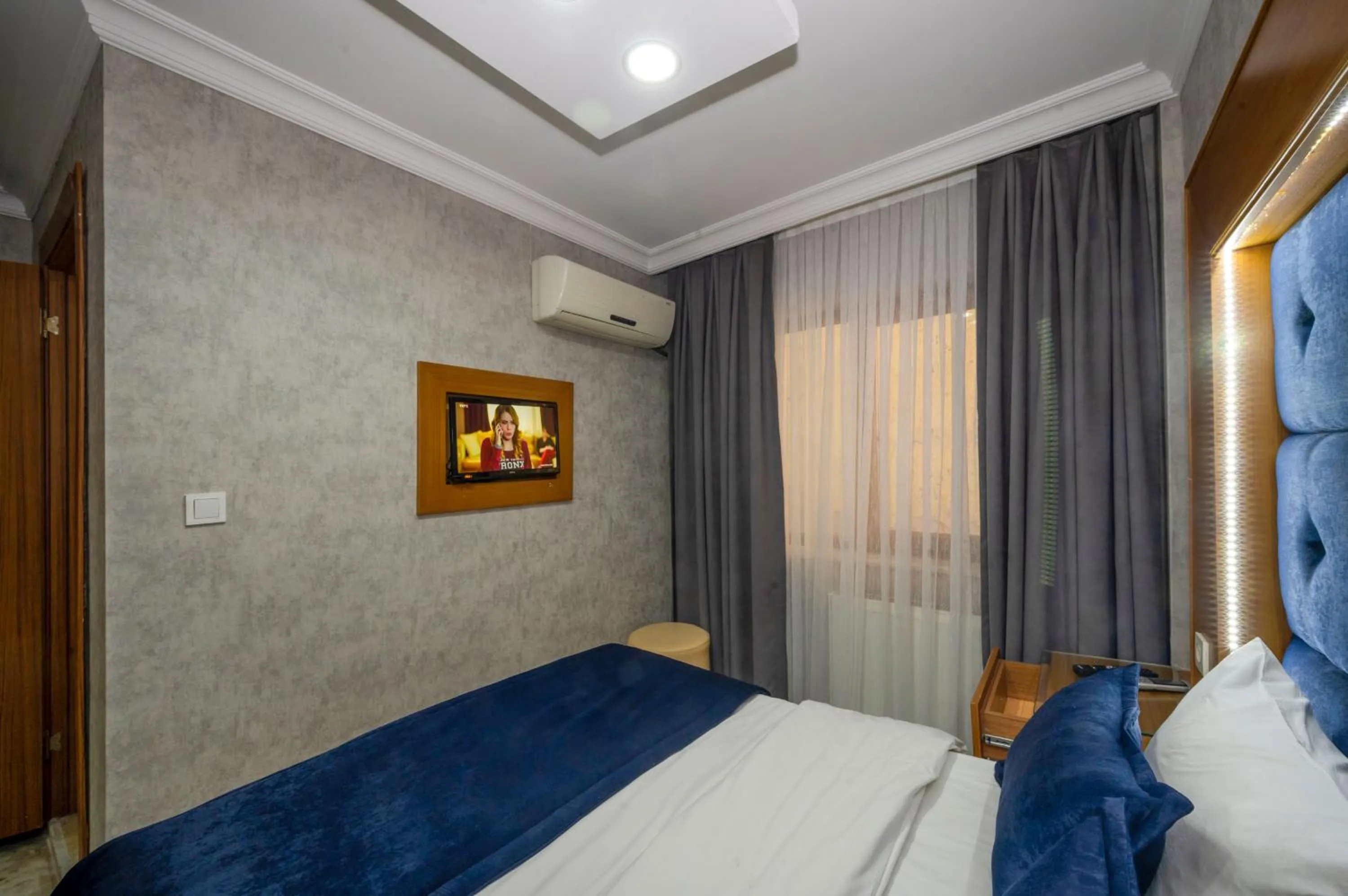 Photo of the whole room, Bed in Tamara Residence Hotel İstanbul