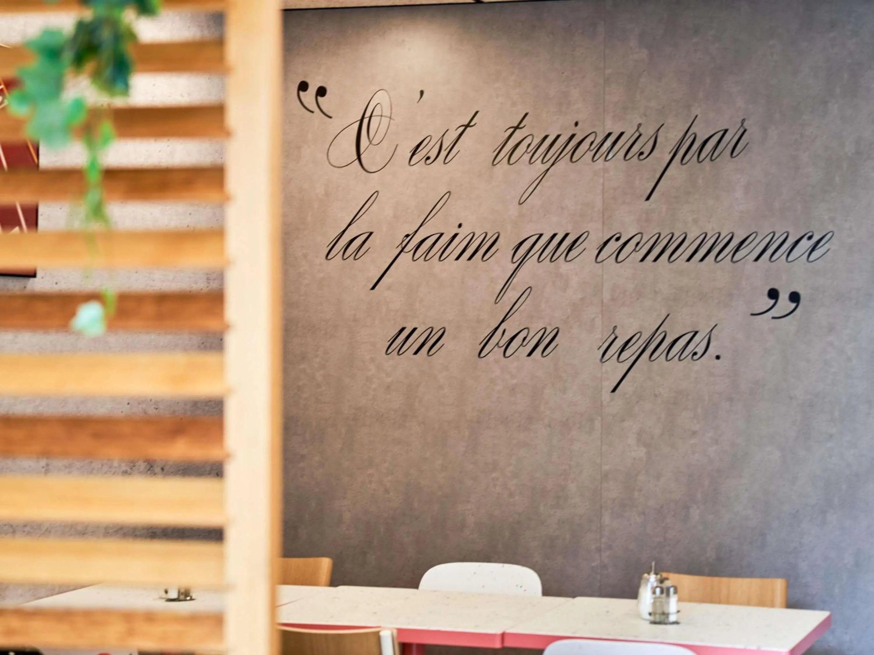 Breakfast in ibis budget Saint-Maurice