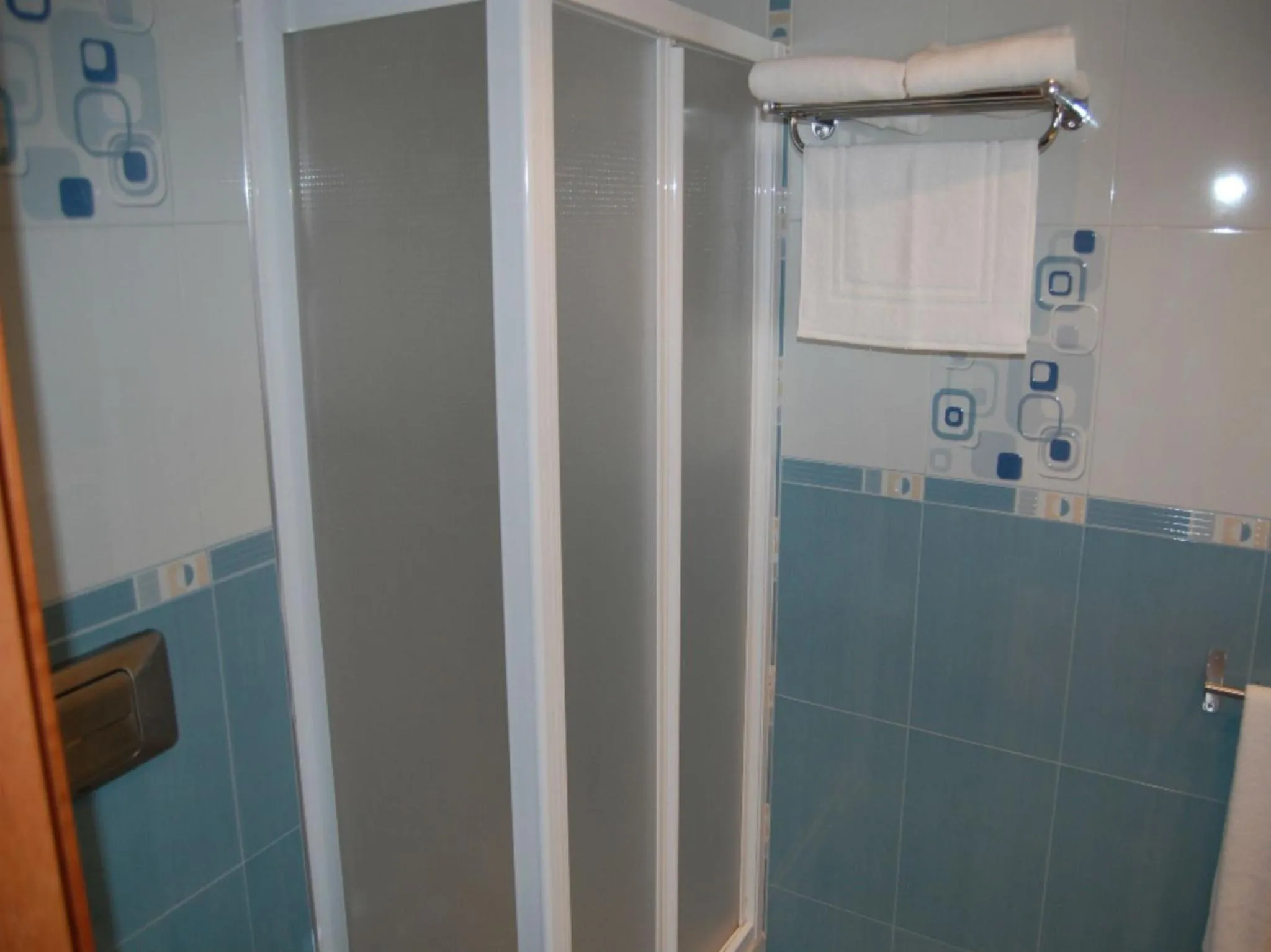 Bathroom in Hotel Almoradi