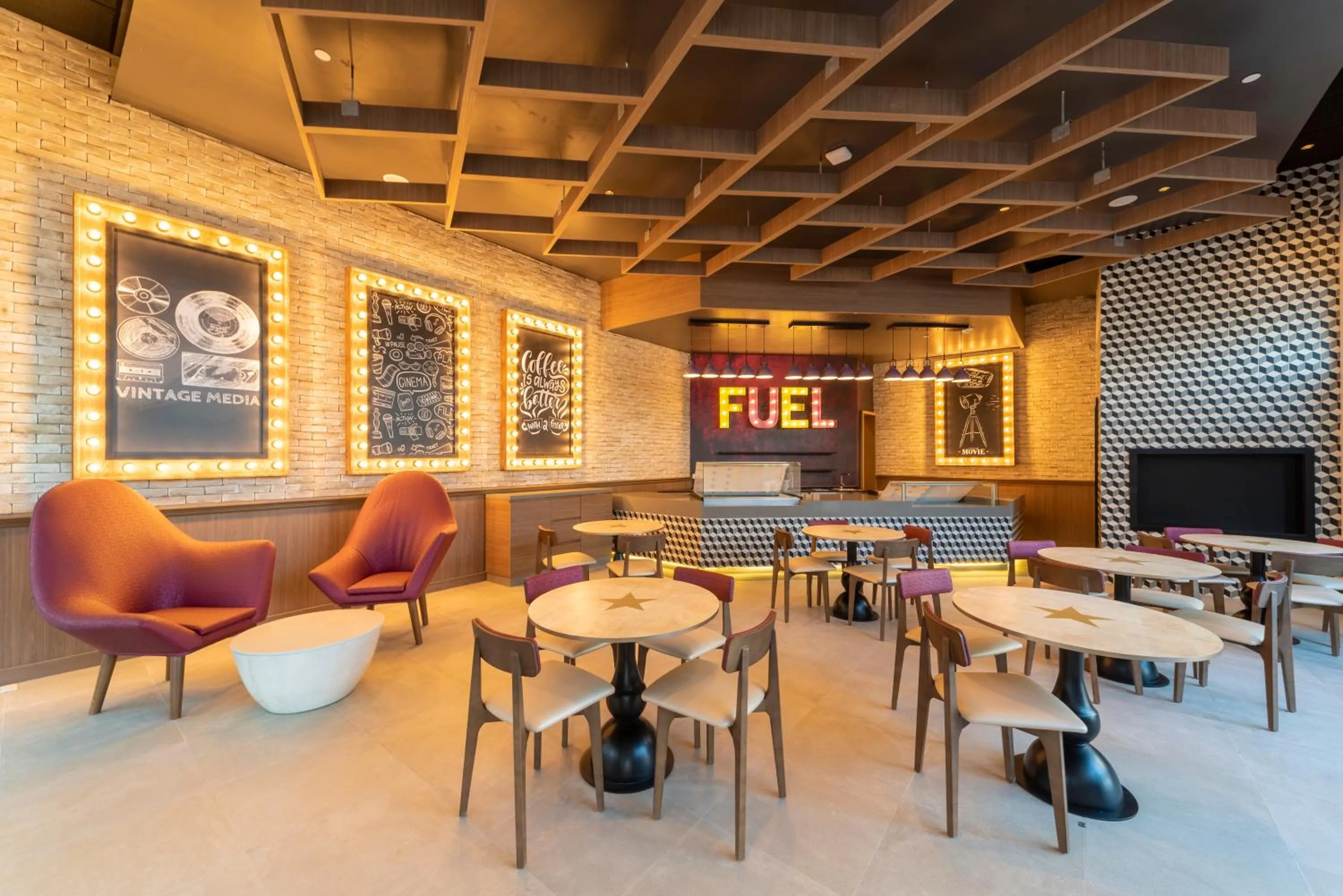 Restaurant/places to eat in Planet Hollywood Cancun Adult Scene by Royalton, An Autograph Collection All-Inclusive Resort - Adults Only