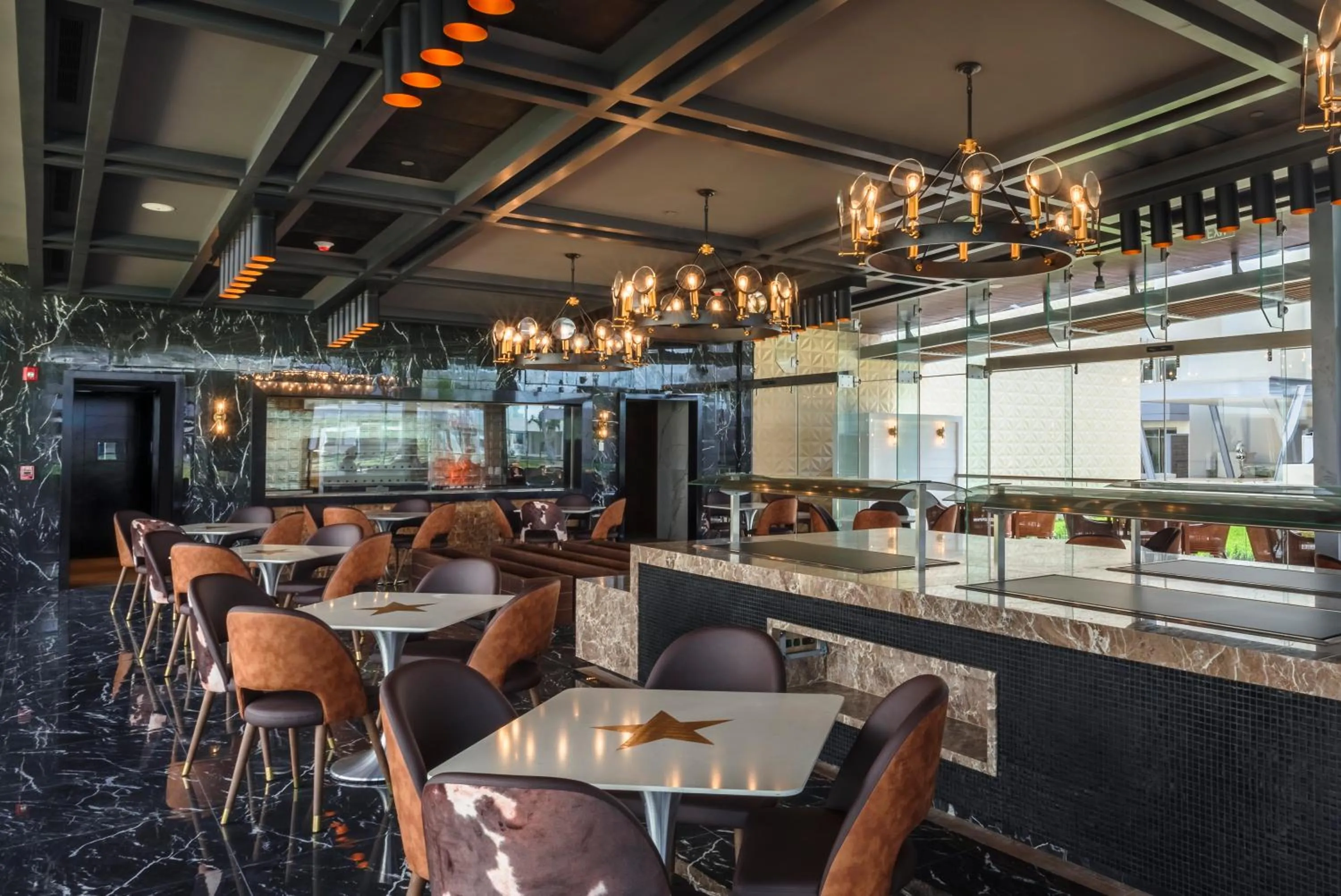 Restaurant/places to eat in Planet Hollywood Cancun Adult Scene by Royalton, An Autograph Collection All-Inclusive Resort - Adults Only