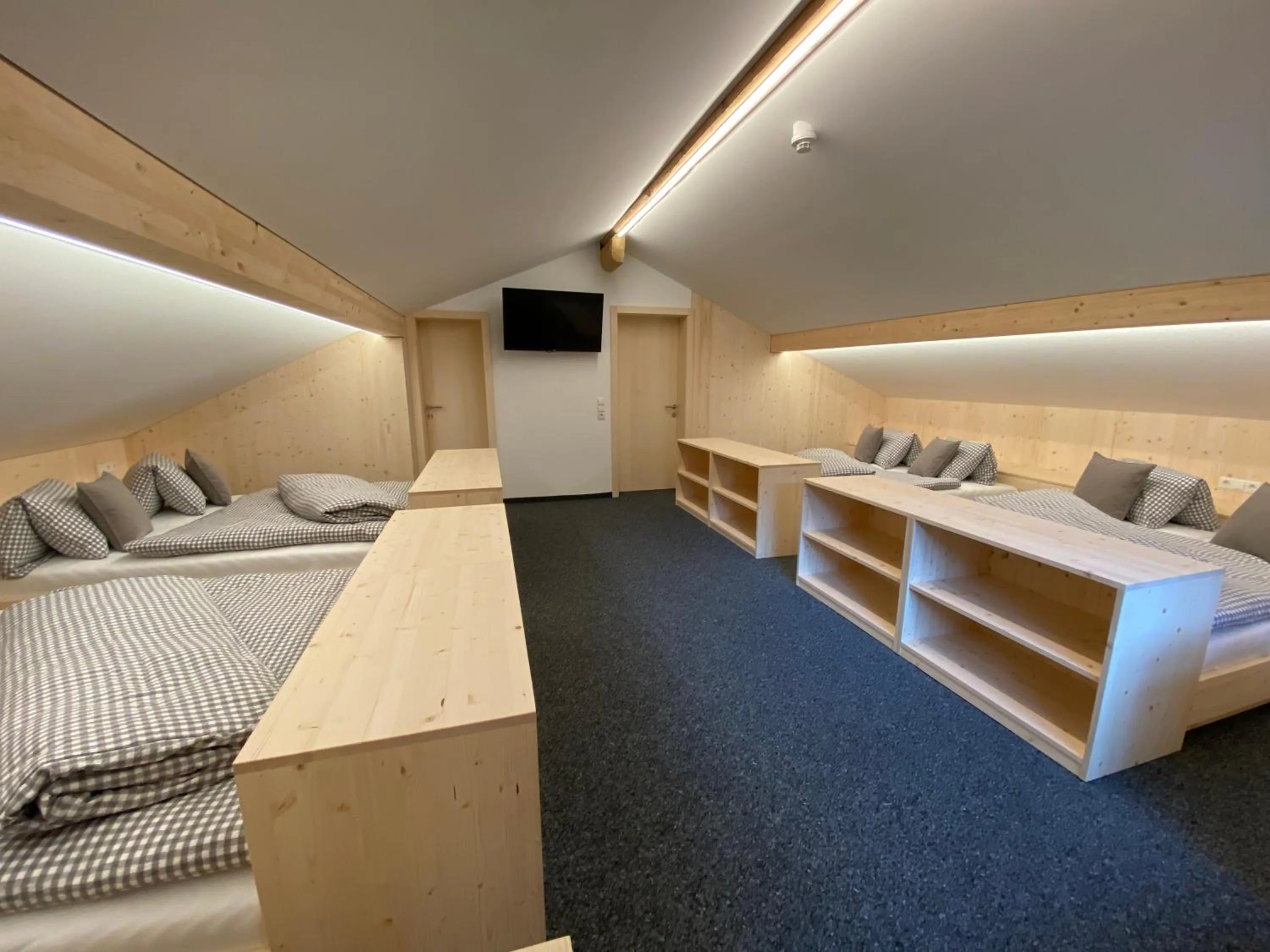 Bed in Gasthaus Sulzfluh