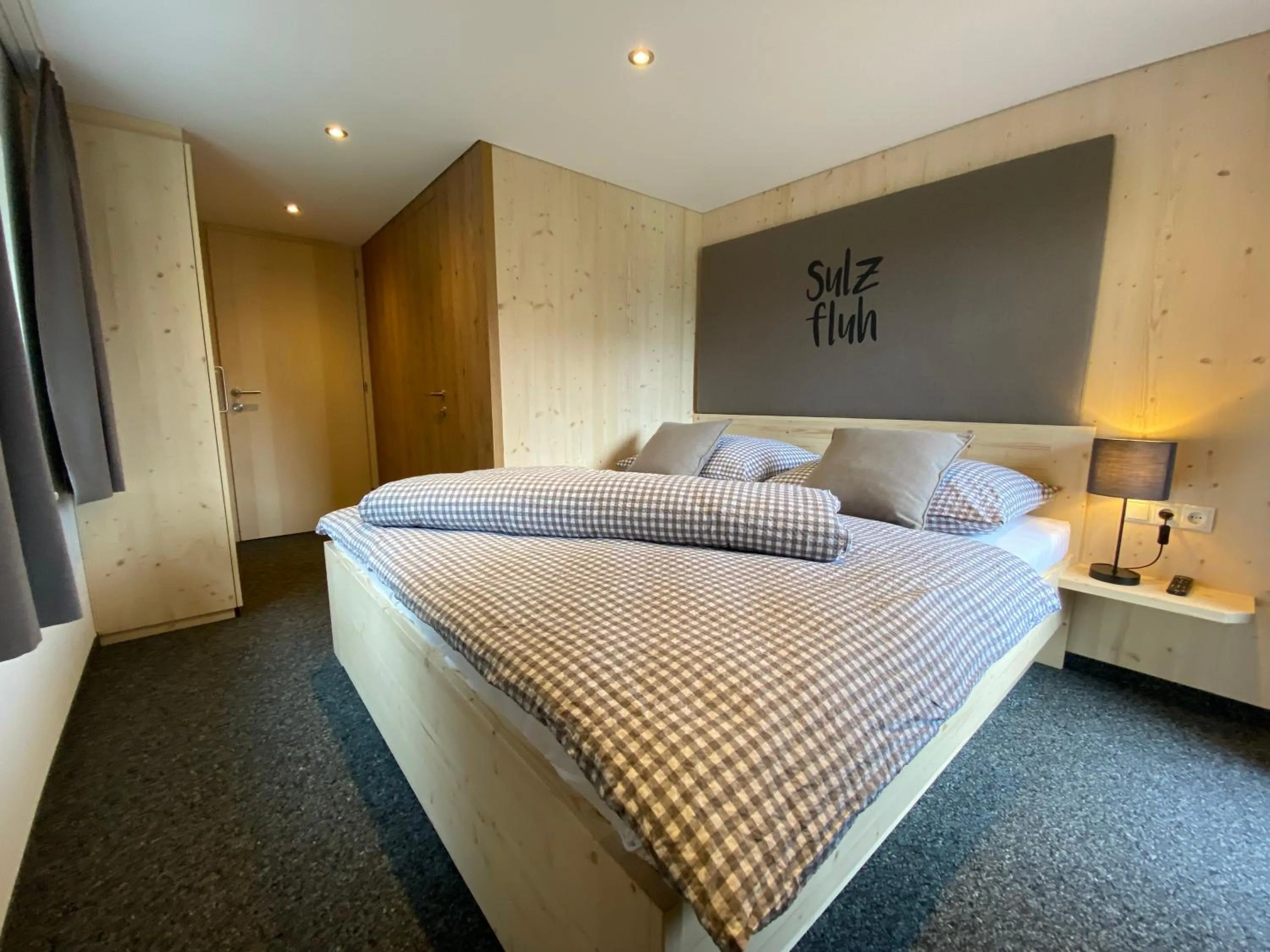 Bed in Gasthaus Sulzfluh