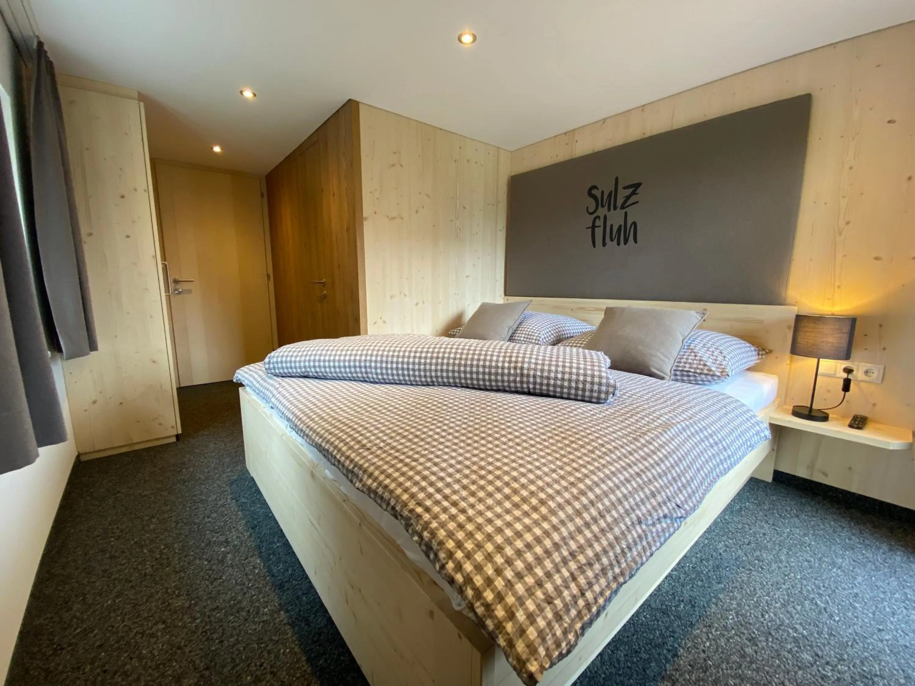 Bed in Gasthaus Sulzfluh