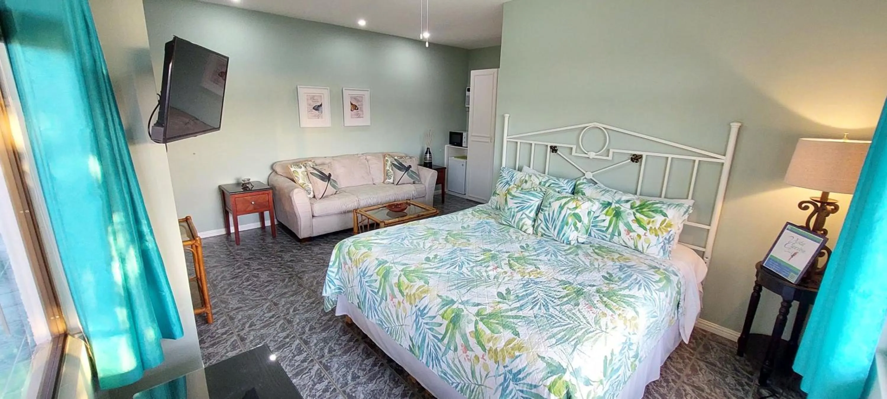 Photo of the whole room, Bed in Vista Canyon Inn