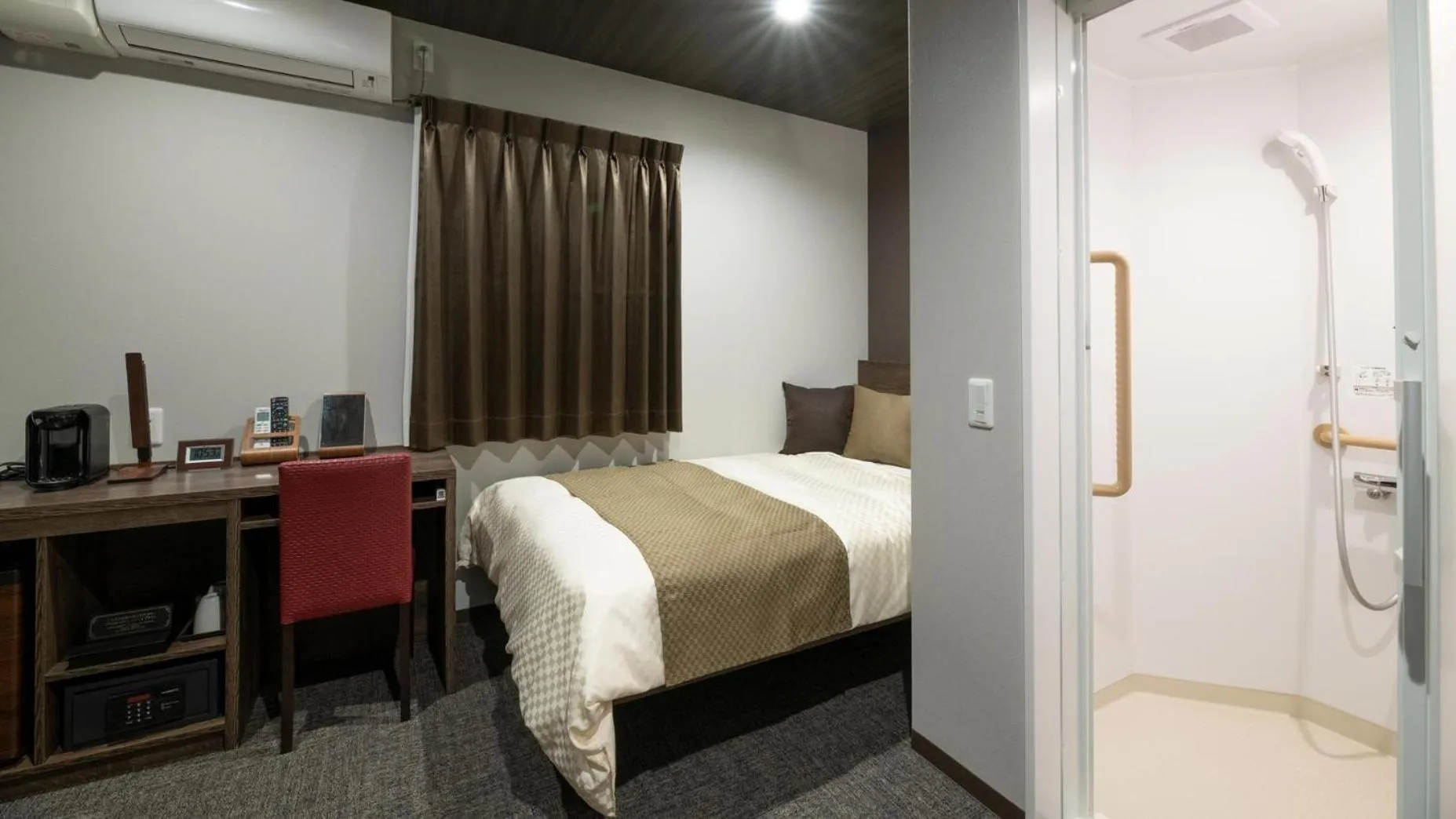 Bed in The Celecton Tsuchiura Ekimae