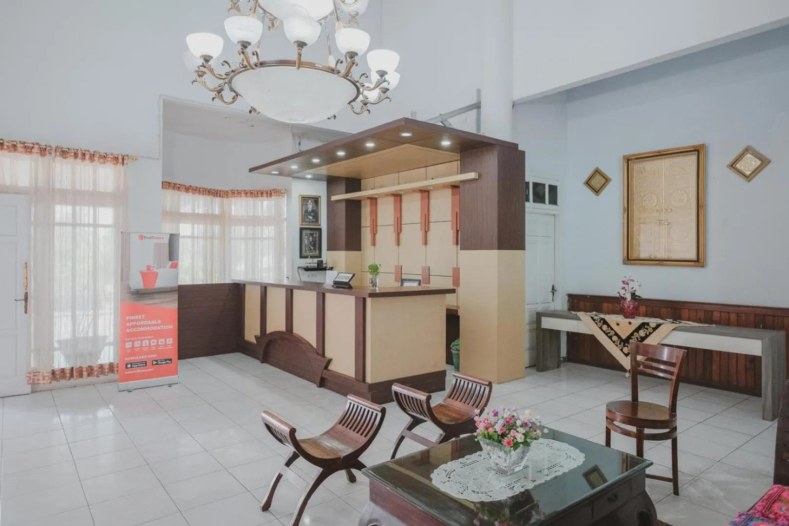 Lobby or reception in RedDoorz Syariah near RSUD Kolonel Abundjani Bangko