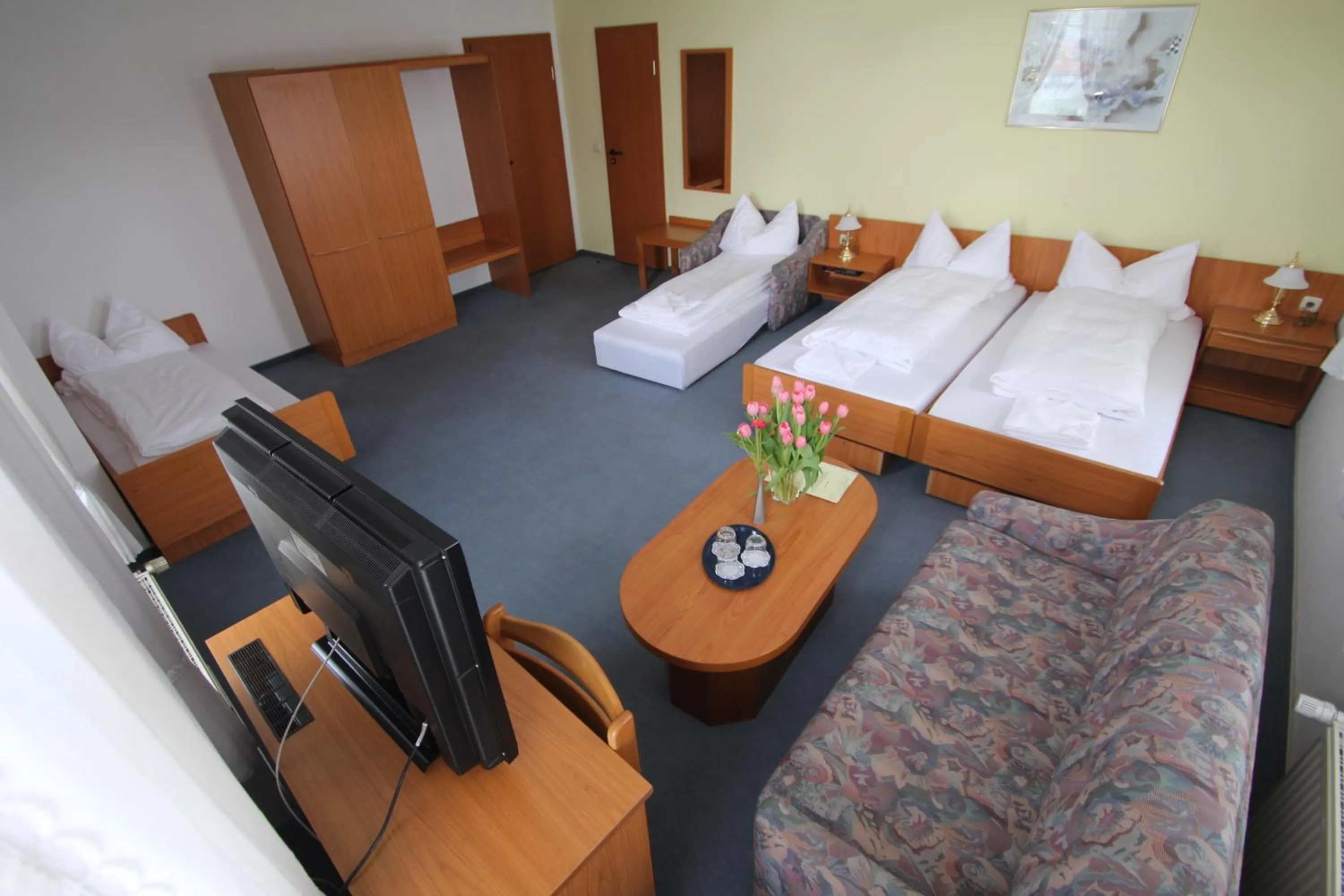 Photo of the whole room, Bed in Hotel Weisse Taube