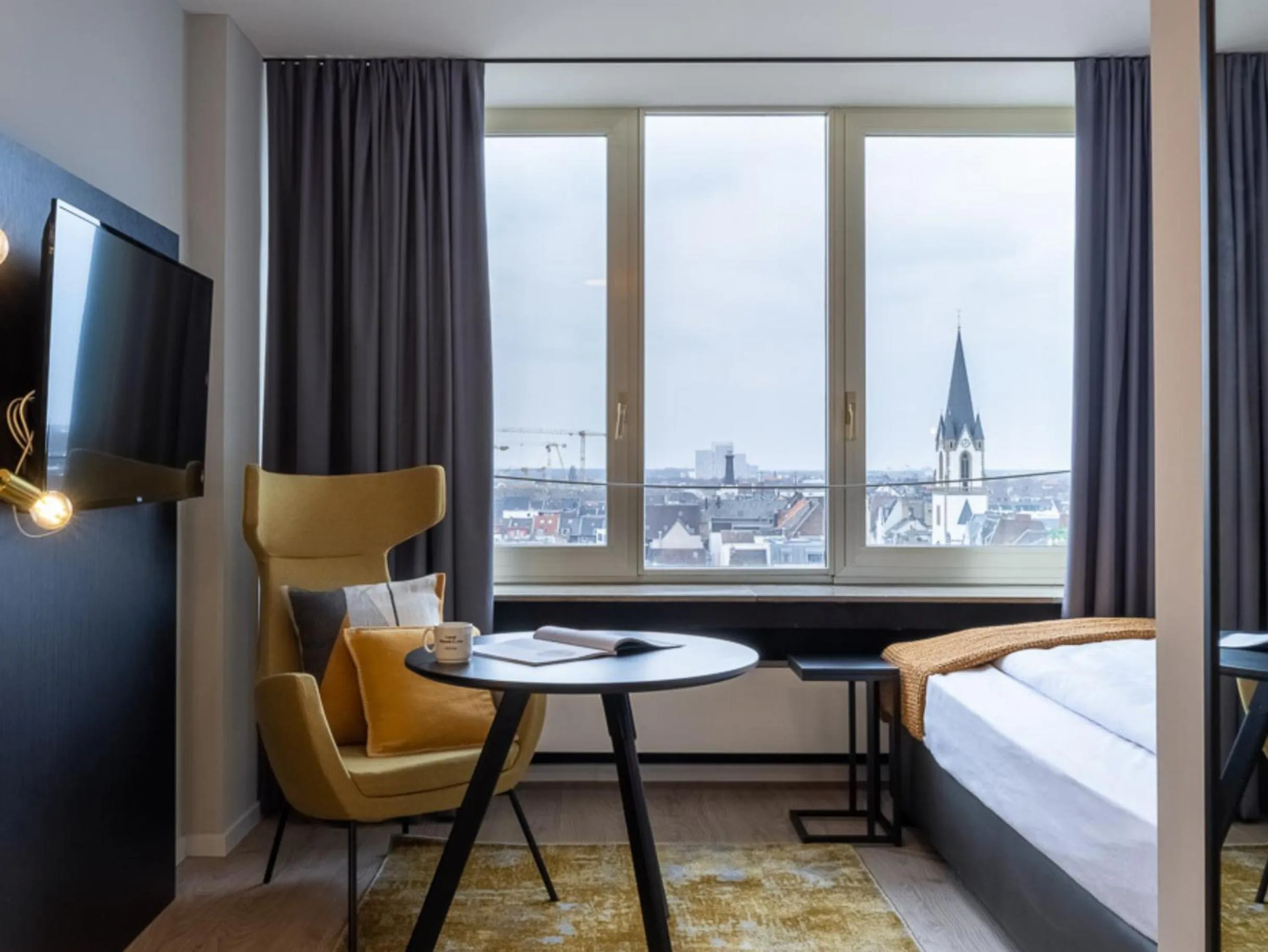 TV and multimedia, Bed in Numa Cologne Ehrenfeld