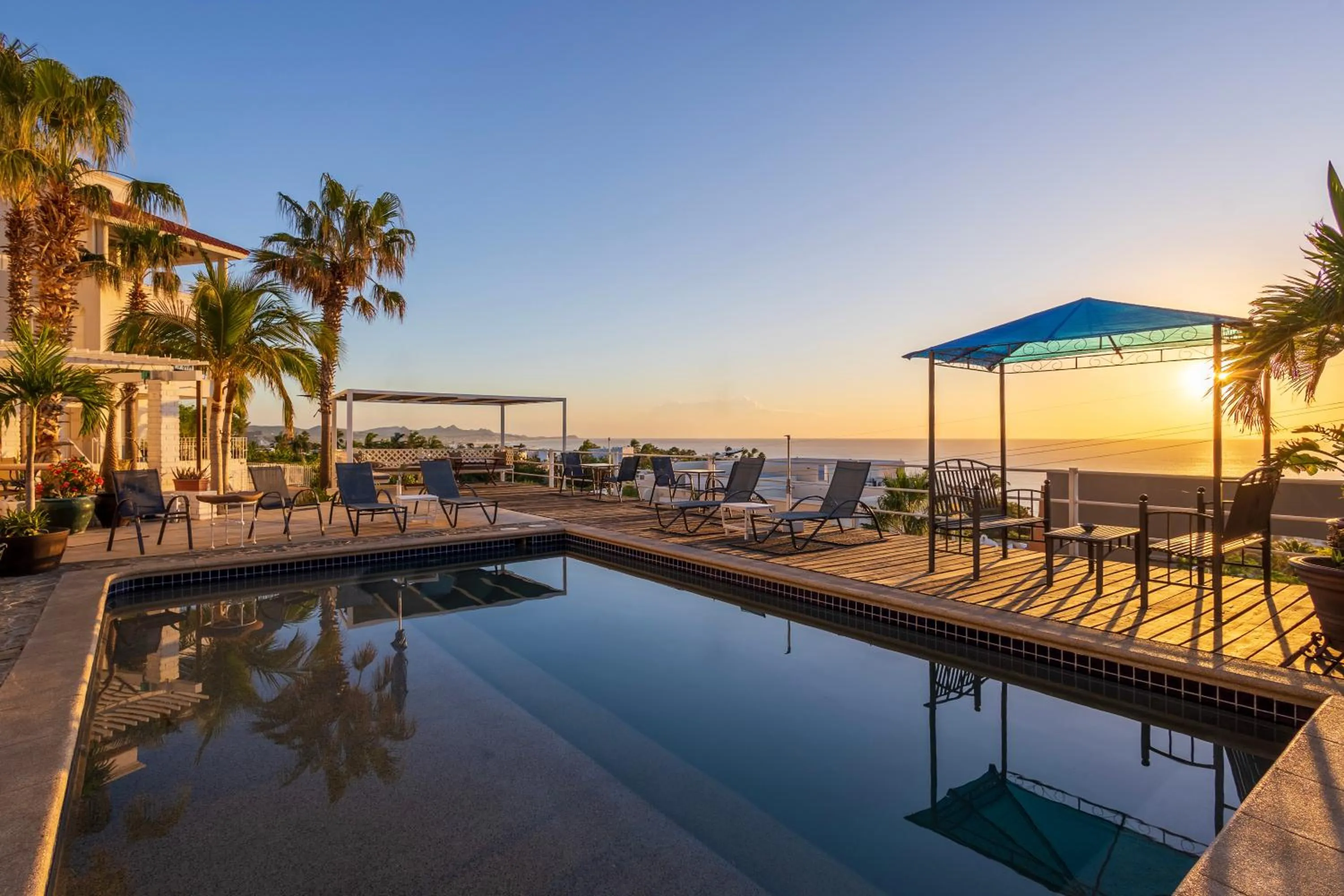 Property building in MariaMar Suites