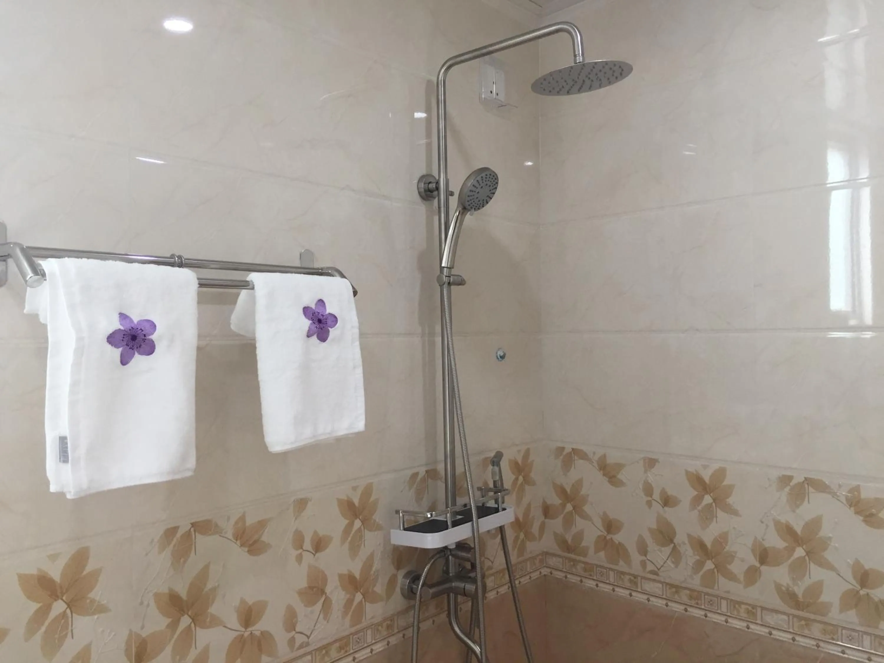 Shower in Rosemary Boutique