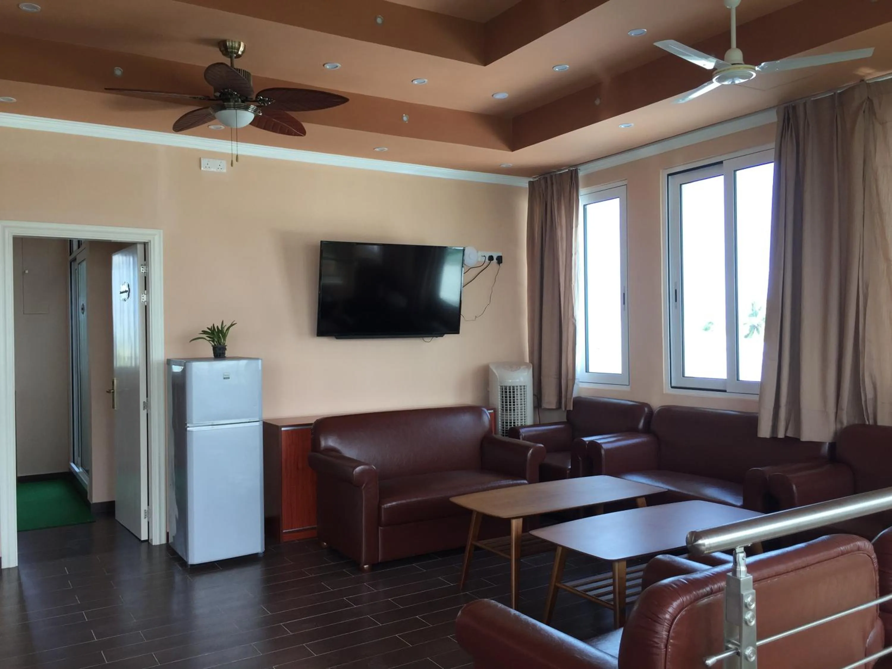 Communal lounge/ TV room in Rosemary Boutique