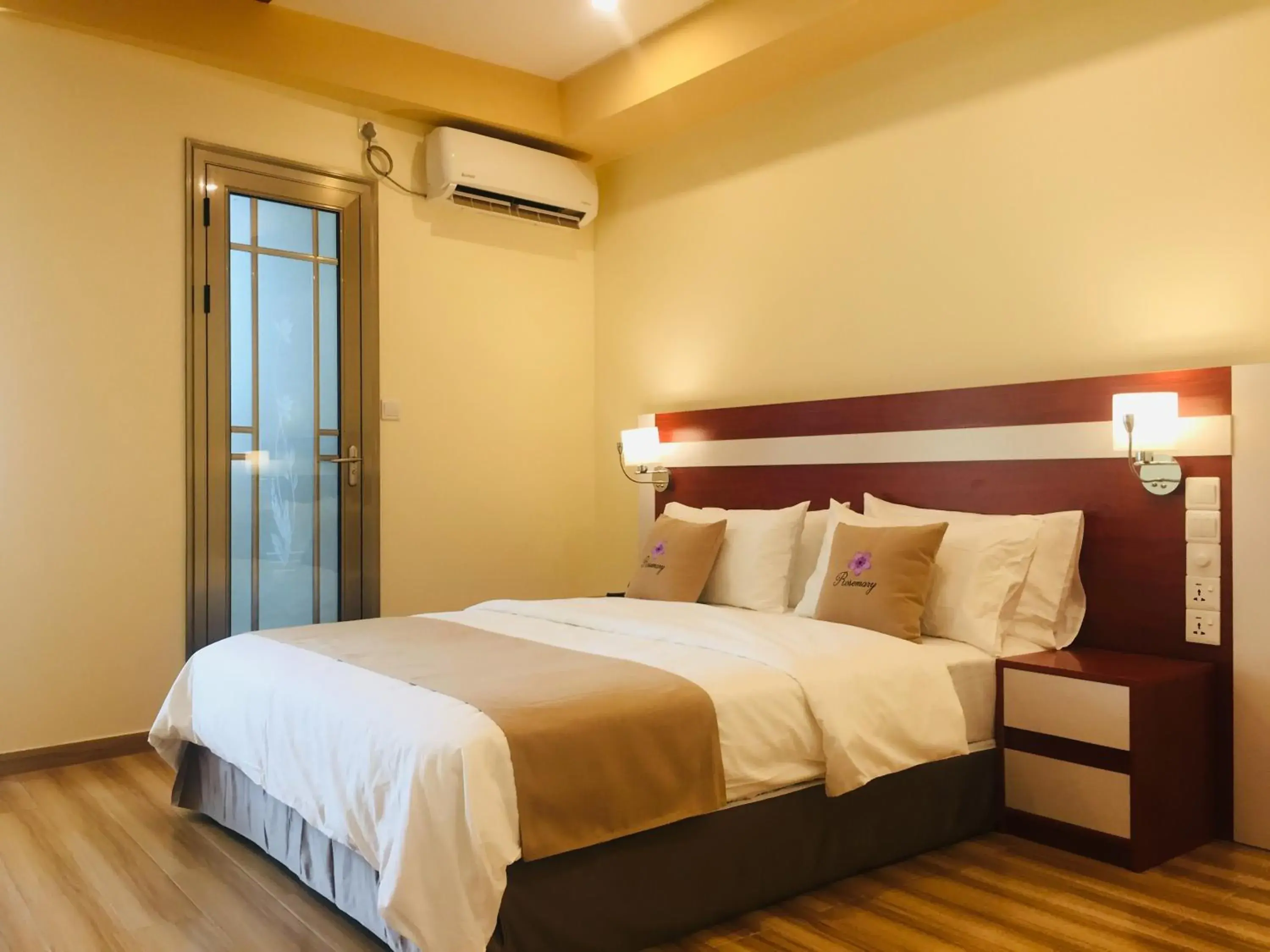 Deluxe Double Room in Rosemary Boutique Deluxe Double Room in Rosemary Boutique