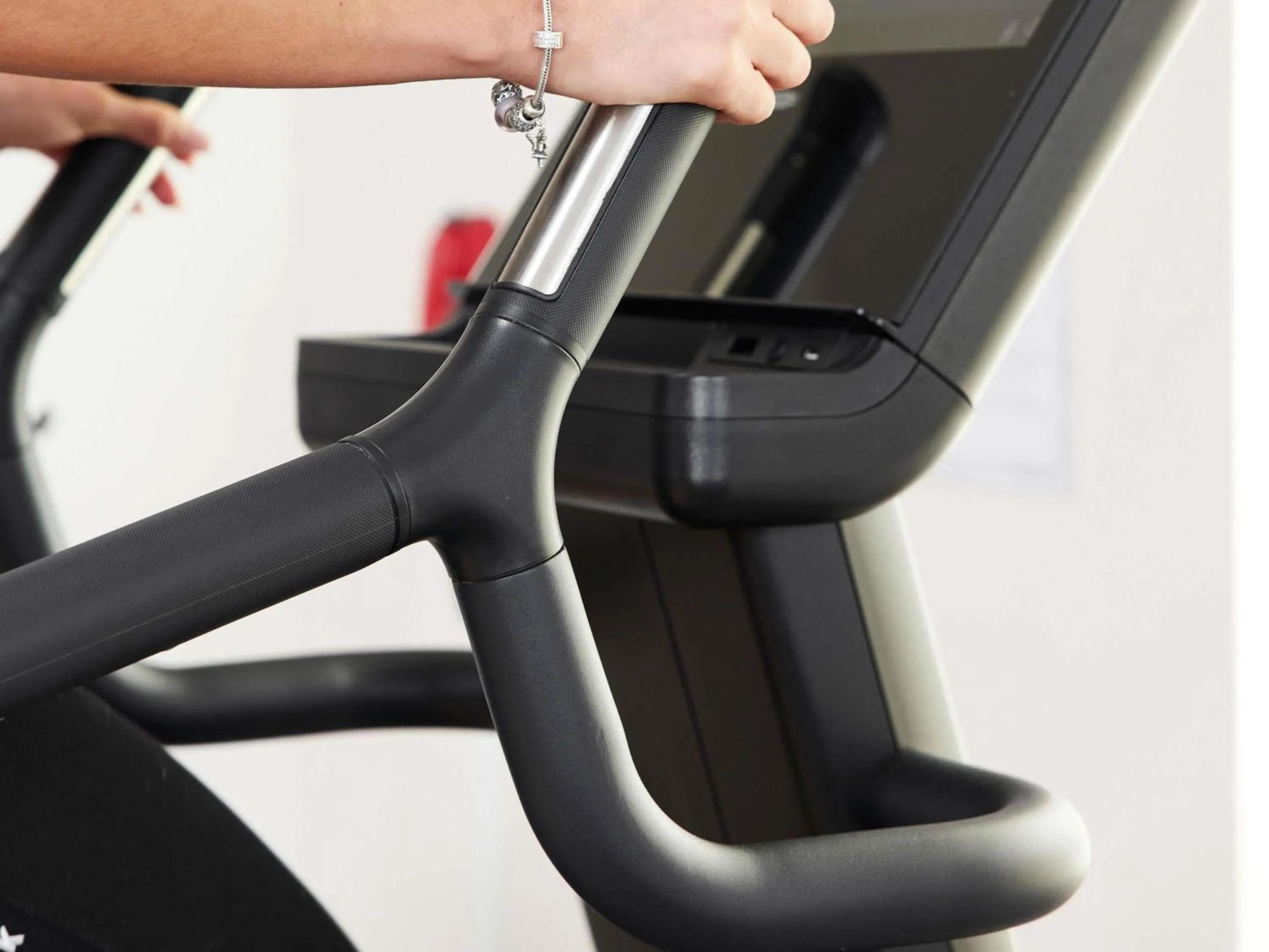 Fitness centre/facilities in Mercure Paris Orly Airport