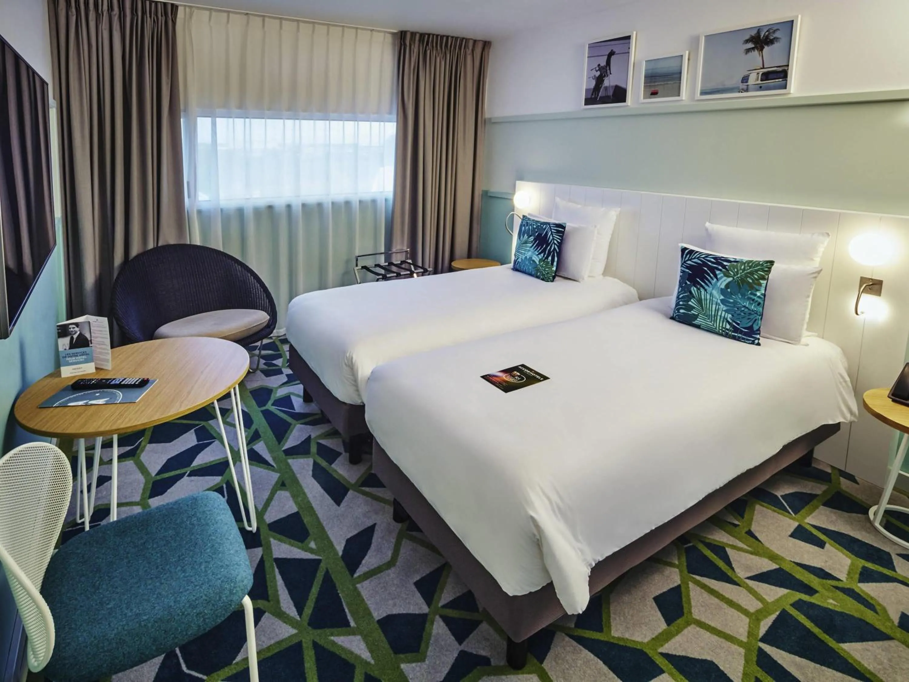 Bedroom, Bed in Mercure Paris Orly Airport