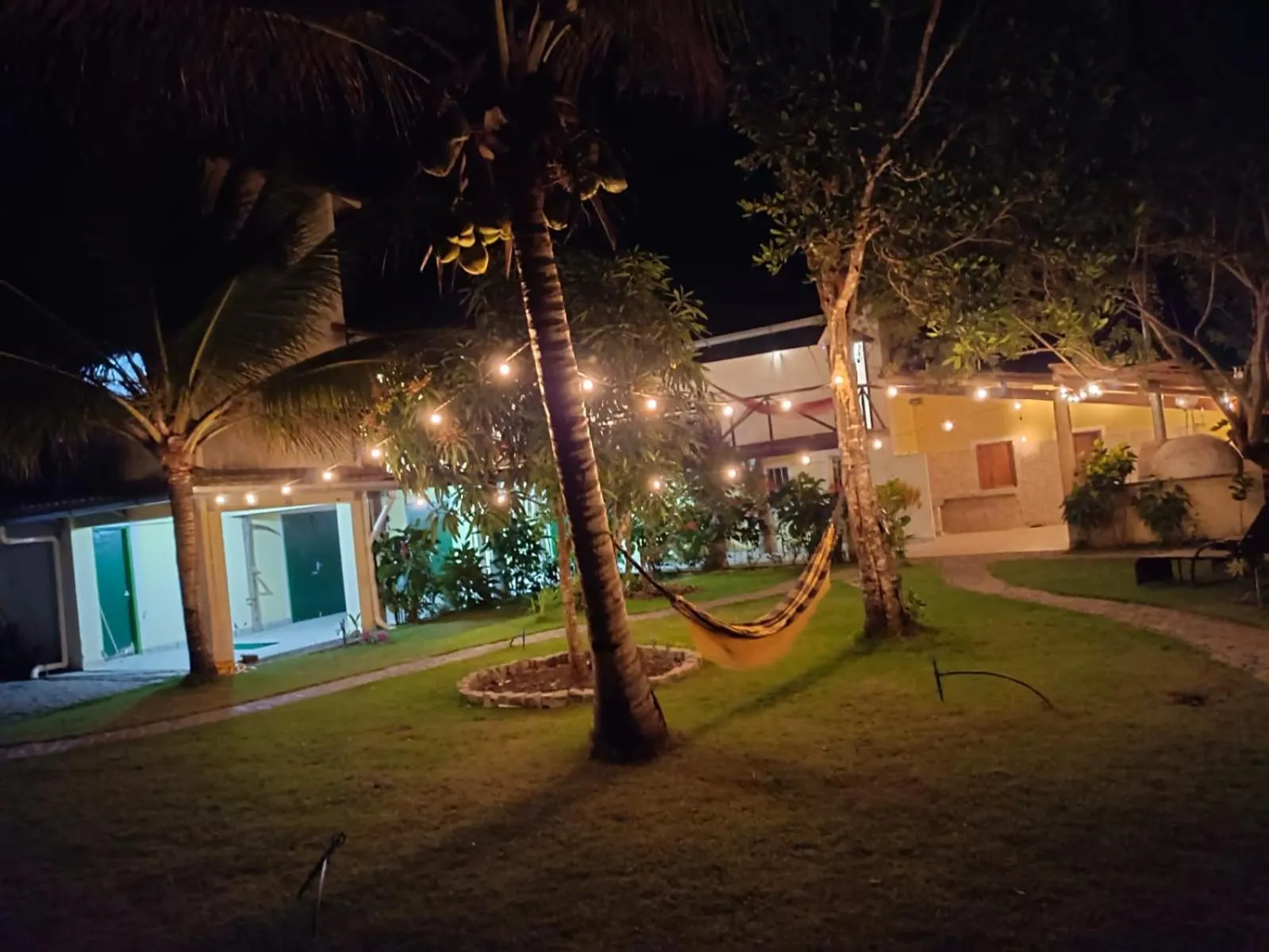 Property building in Fazenda Eco-Jardim