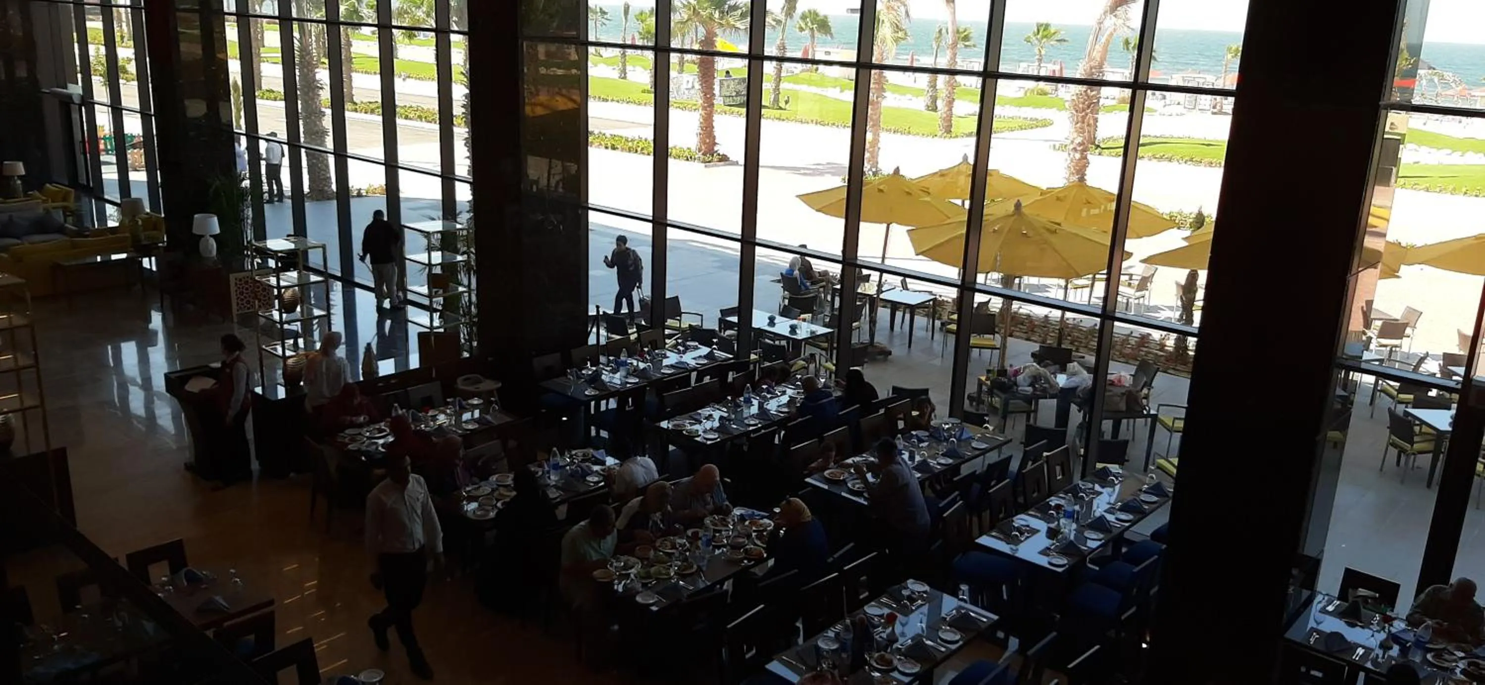 Restaurant/places to eat in Porto Said Hotel & Spa