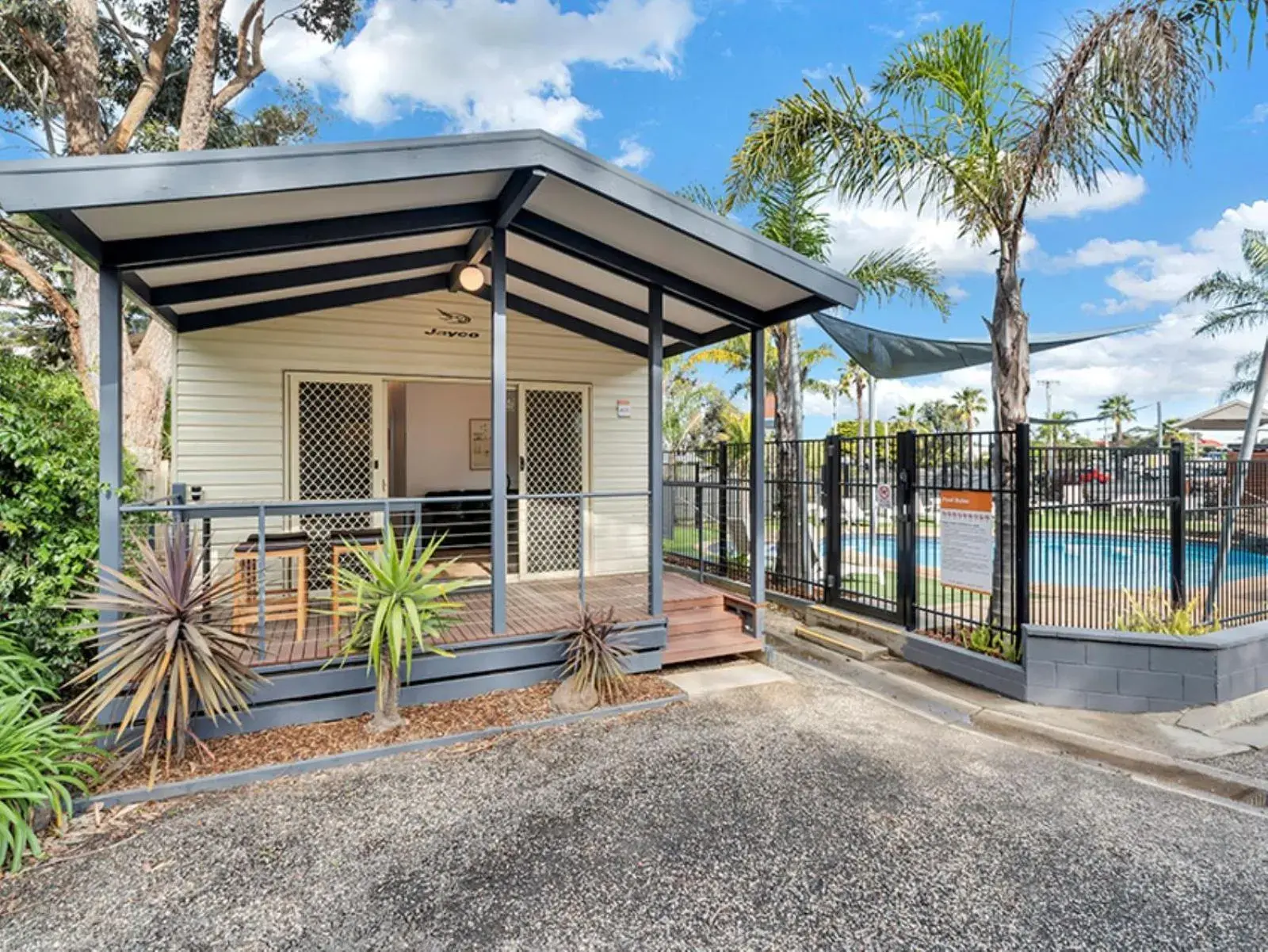 Three-Bedroom Villa with Poolview in Ingenia Holidays Torquay Australia Three-Bedroom Villa with Poolview in Ingenia Holidays Torquay Australia