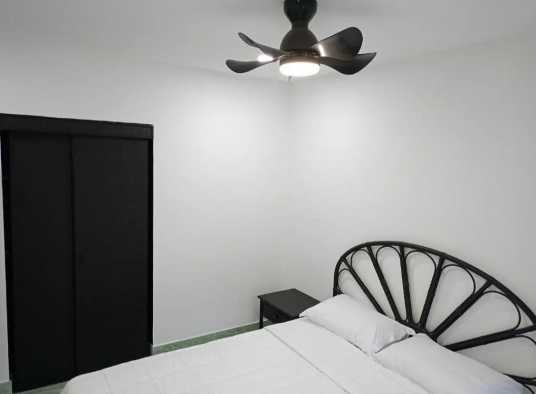 Bed in Patong Sunbeach Mansion