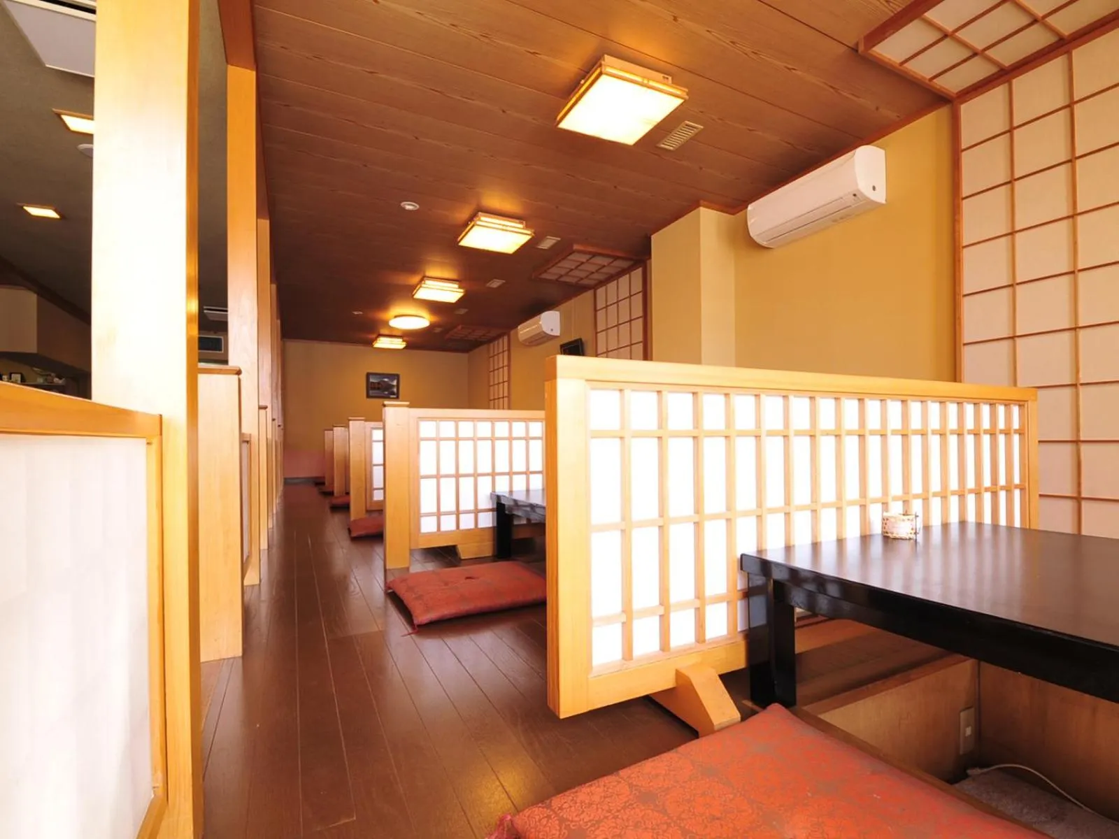 Restaurant/places to eat in Nikko Sansui