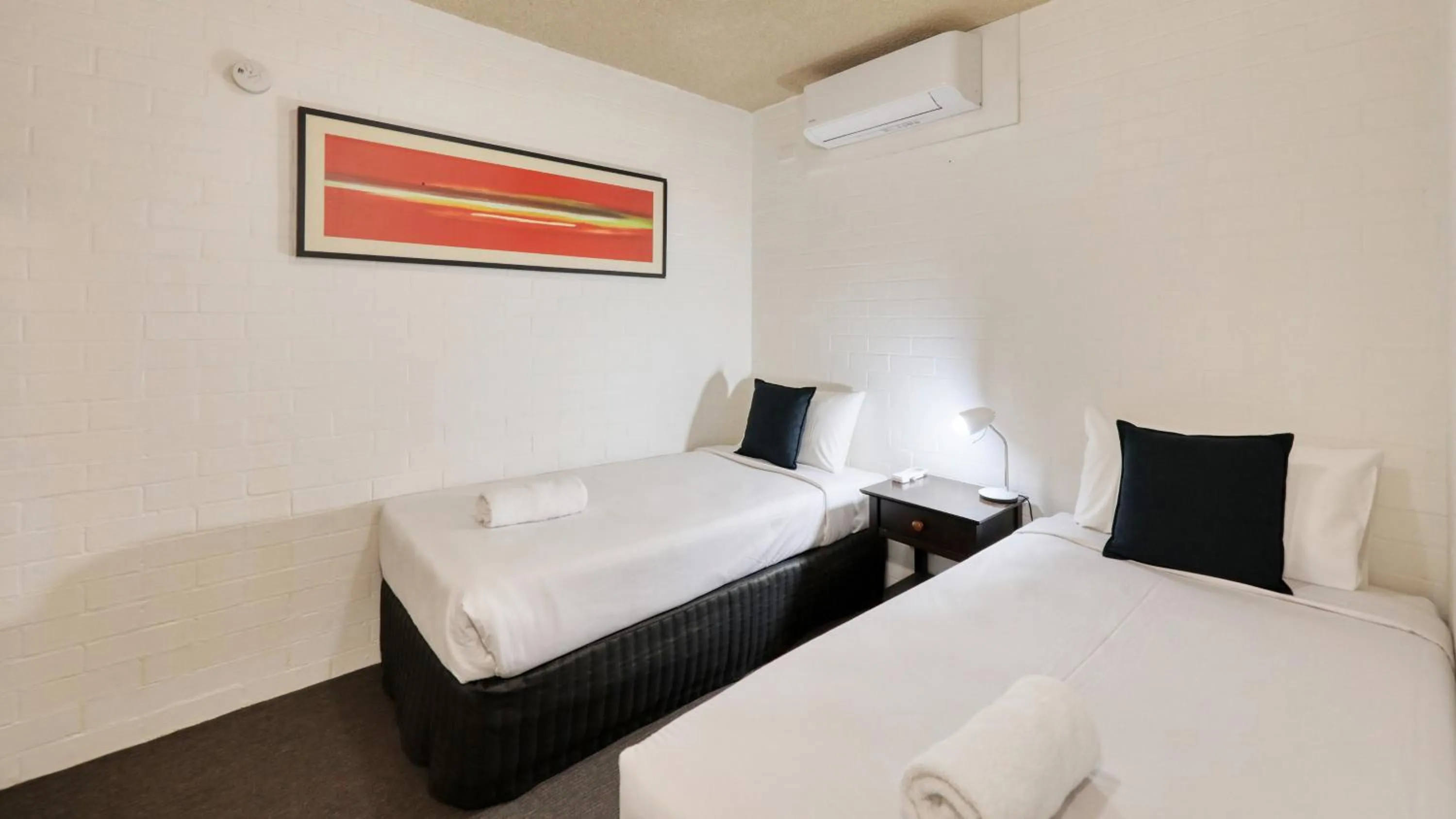 Bedroom, Bed in City Reach Motel