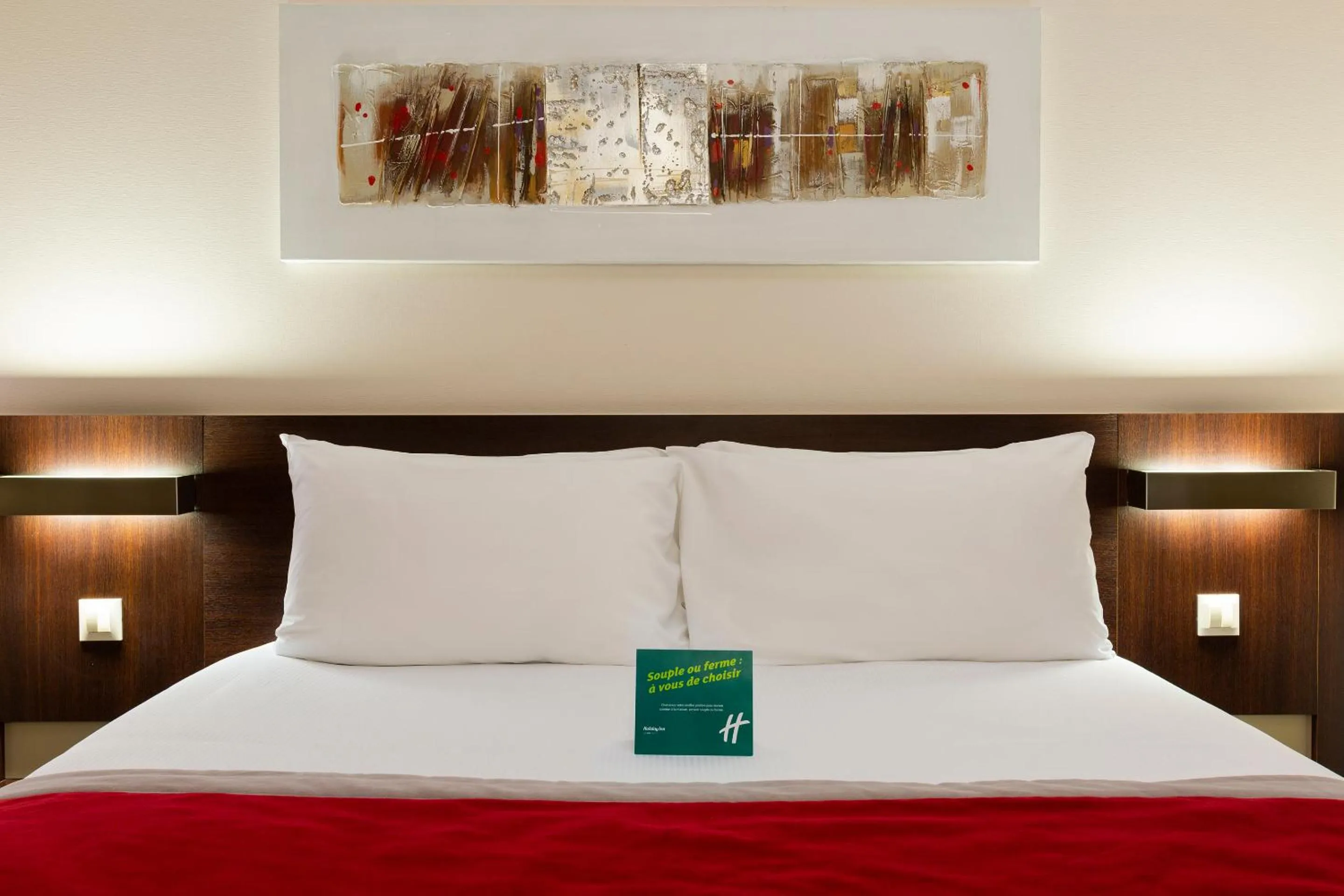 Bed in Holiday Inn - Strasbourg - Nord by IHG