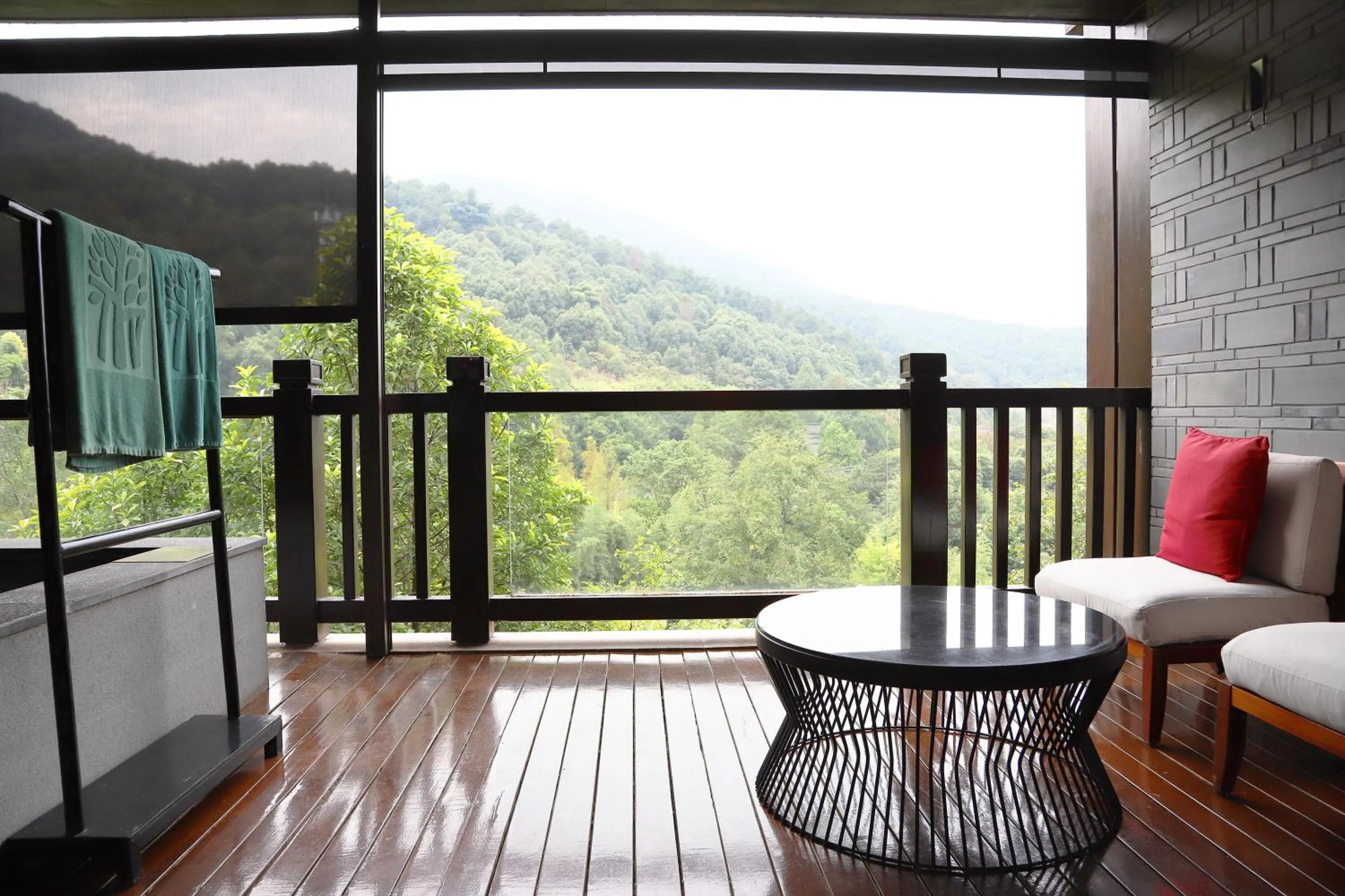 Balcony/Terrace in Banyan Tree Chongqing Beibei