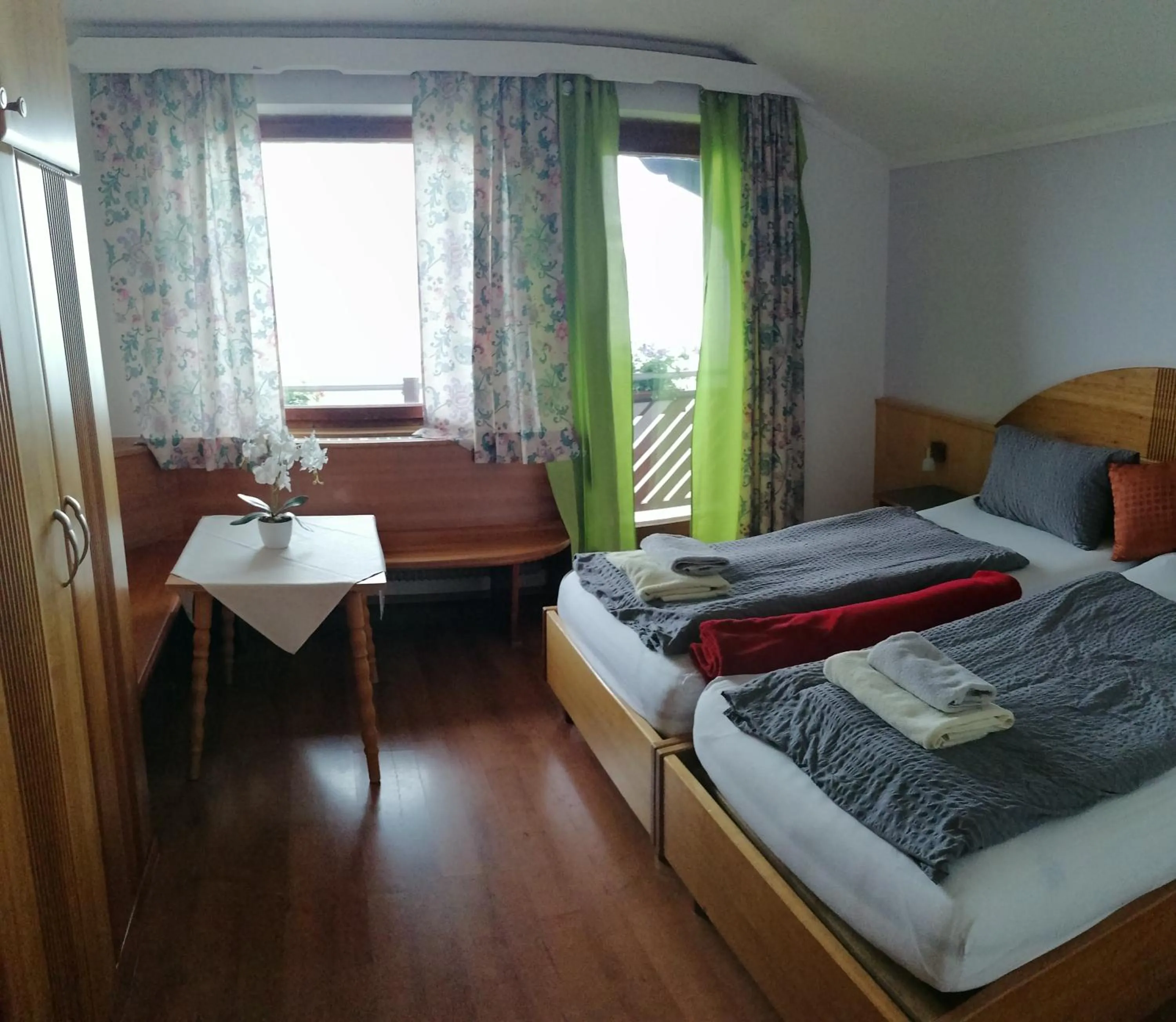 Photo of the whole room, Bed in Landhotel Oberwengerhof