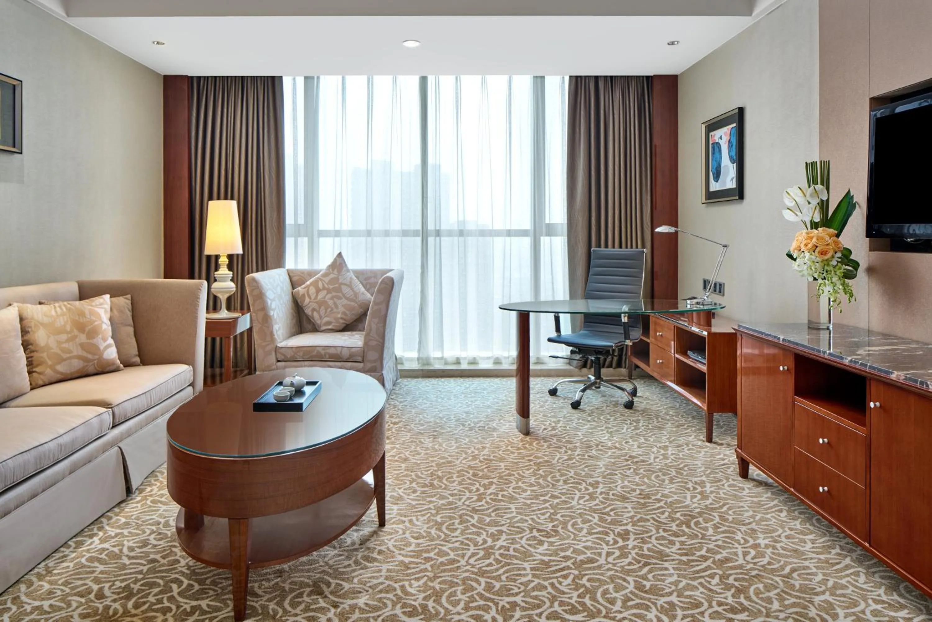 Photo of the whole room in Crowne Plaza Zhenjiang by IHG