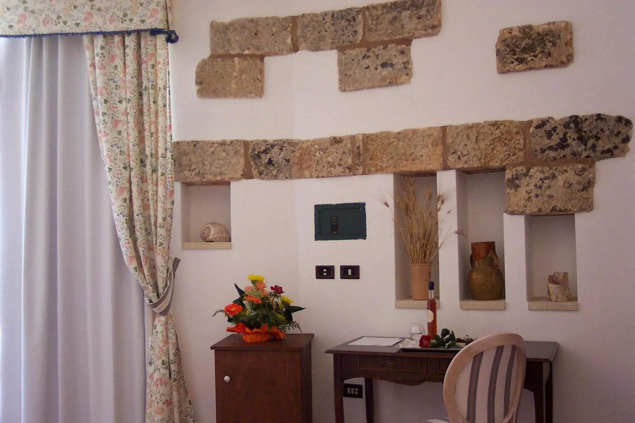 Decorative detail in Masseria Ruri Pulcra